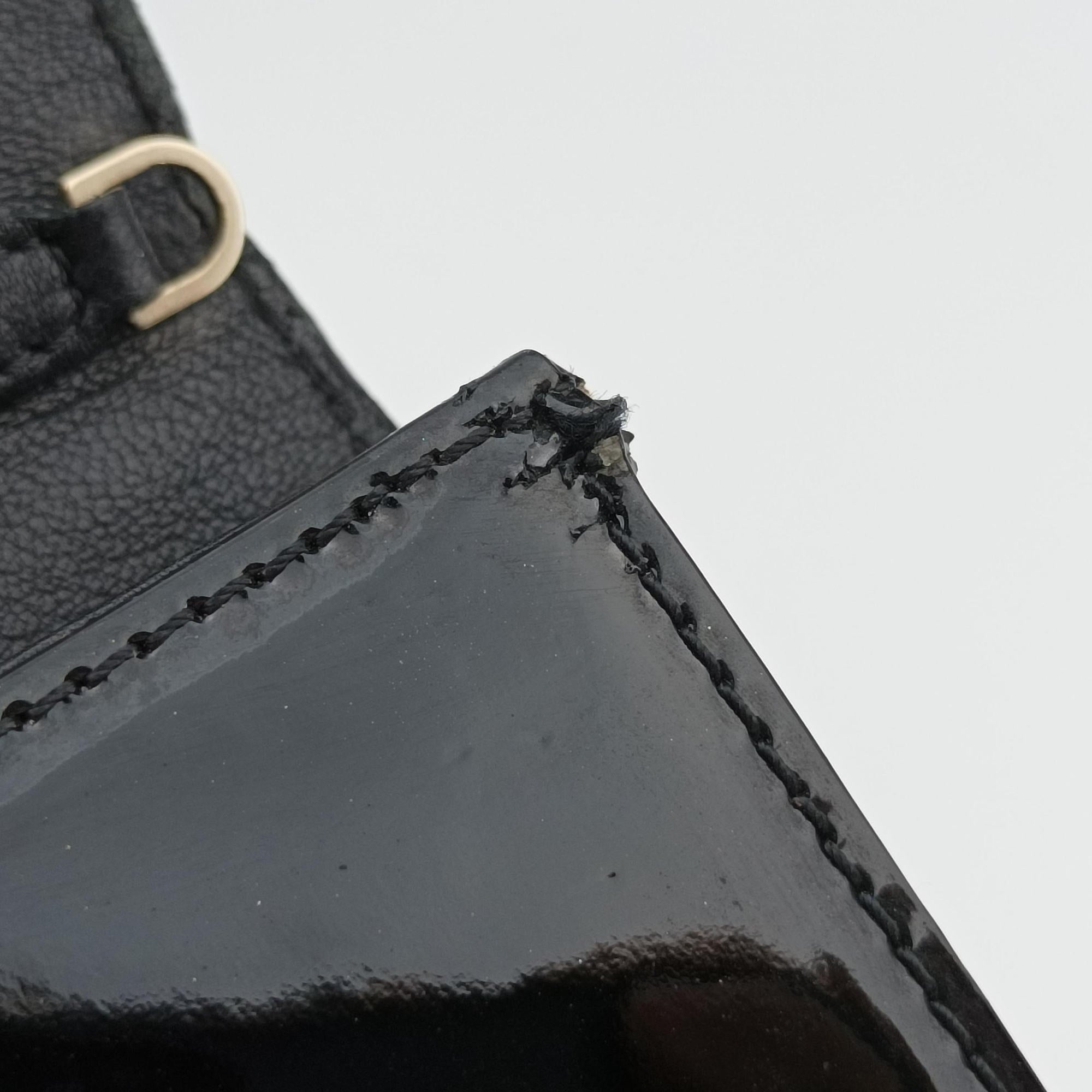 Pre-owned VERSACE La Medusa Black Enamel  clutchbag | stylenewstar