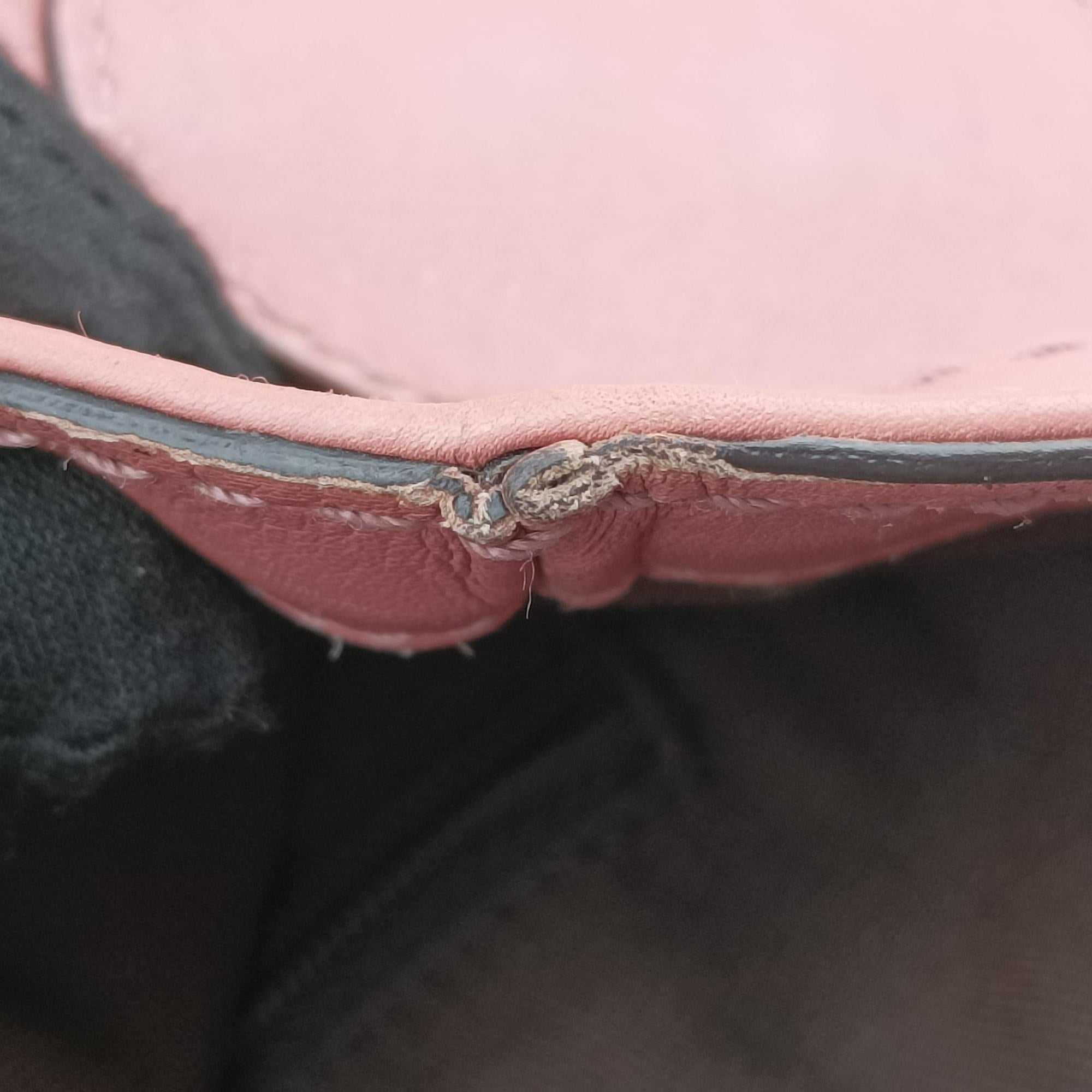 Pre-owned Gucci Sukey Beige × Brown × Pink canvas×leather 211944 handbag | stylenewstar