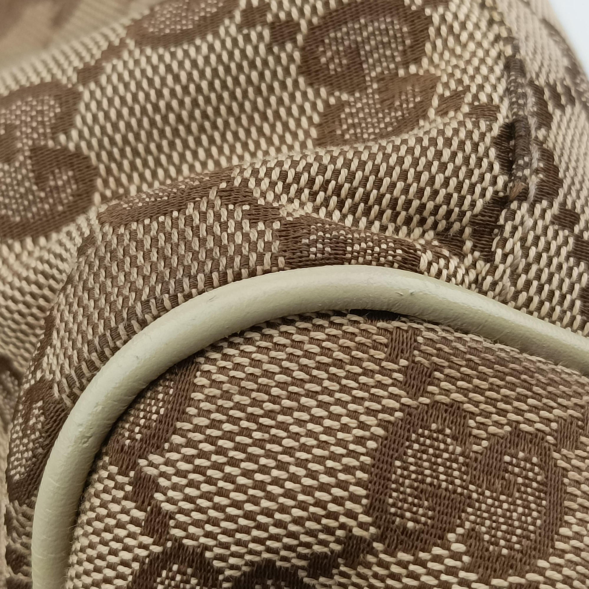 Pre-owned Gucci Sukey GUCCISSIMA Beige×White canvas×leather 223974 handbag | stylenewstar