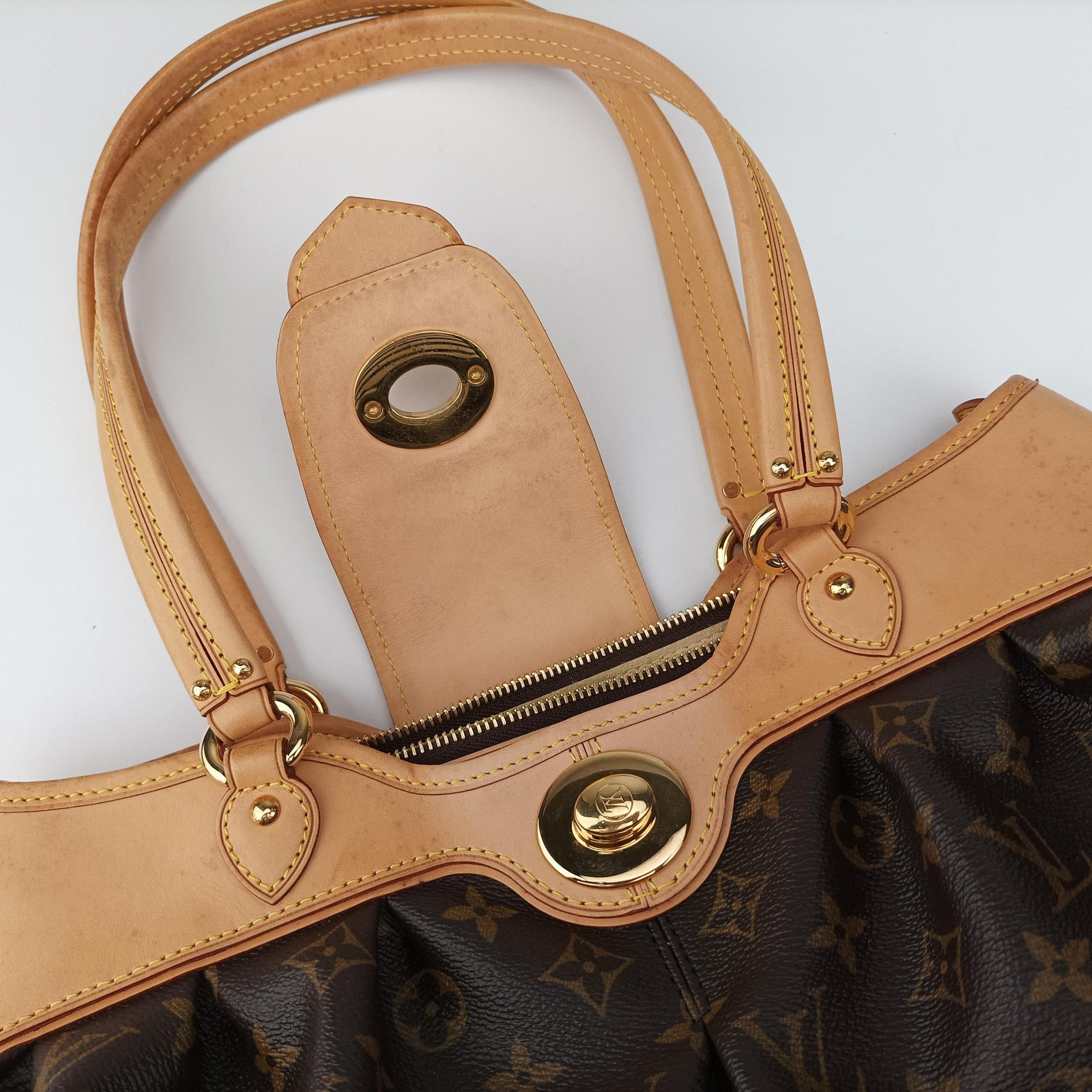 Pre-owned Louis Vuitton BOETIE MM Brown Monogram Canvas M45714 handbag | stylenewstar