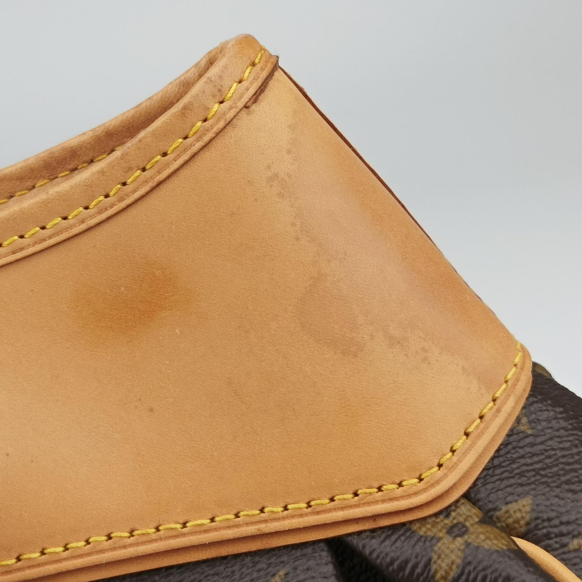 Pre-owned Louis Vuitton BOETIE MM Brown Monogram Canvas M45714 handbag | stylenewstar