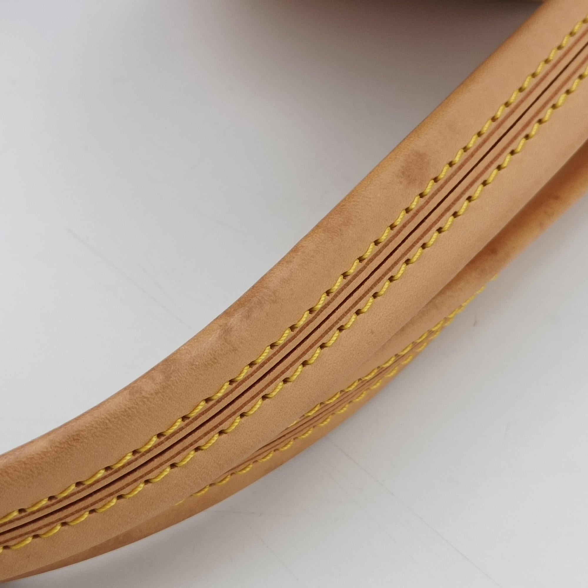Pre-owned Louis Vuitton BOETIE MM Brown Monogram Canvas M45714 handbag | stylenewstar