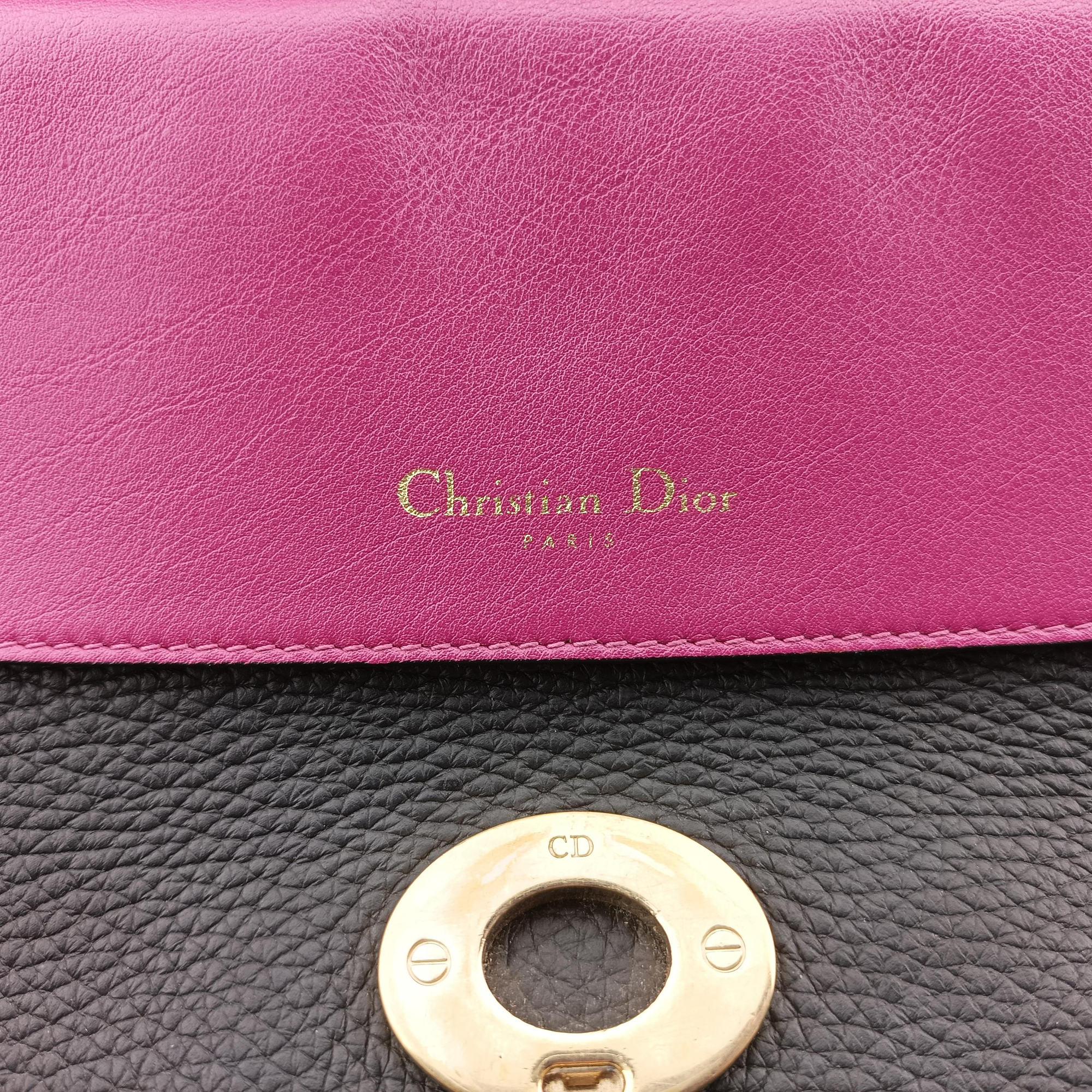 Secondhand Christian Dior Be Dior Black Leather  shoulderbag | stylenewstar