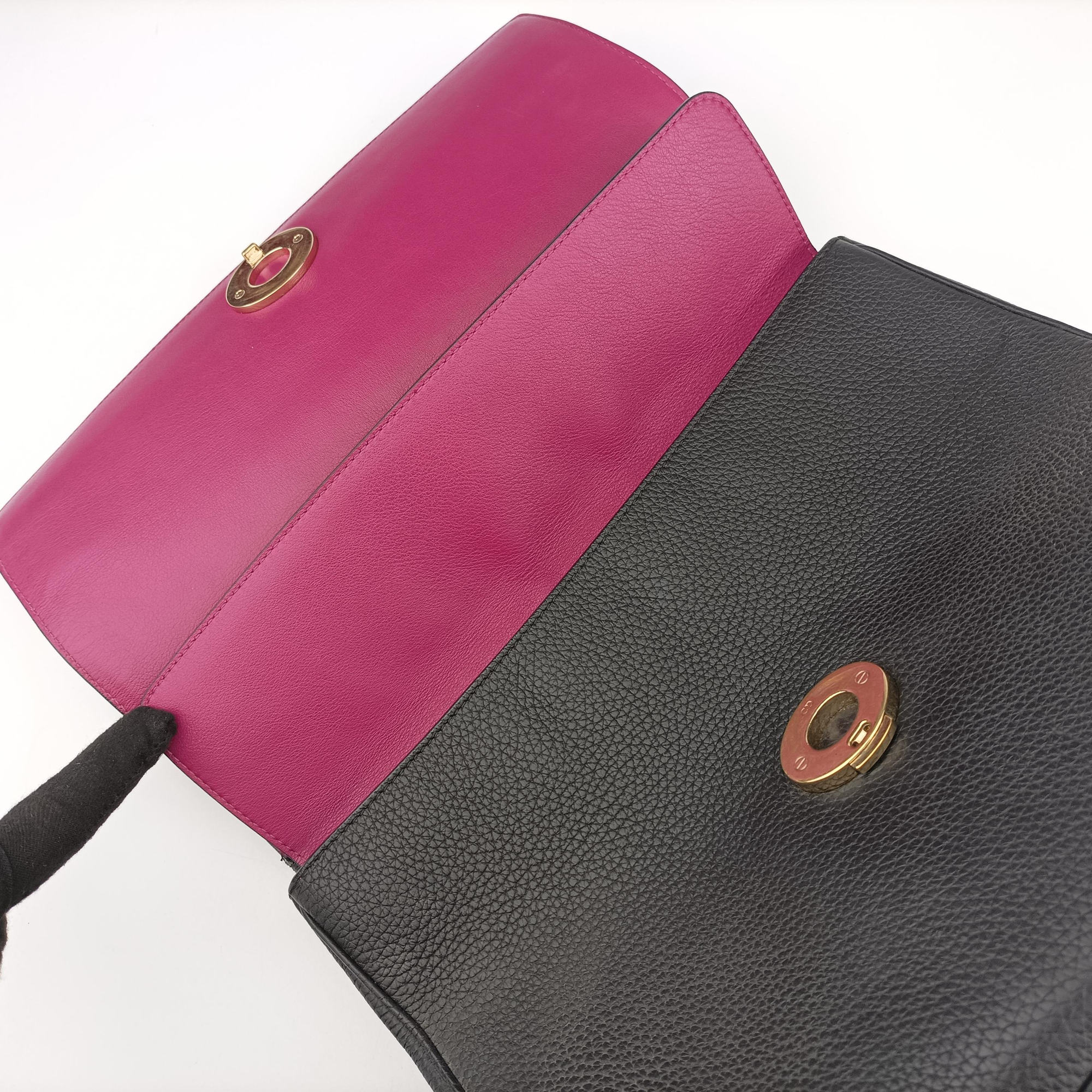 Secondhand Christian Dior Be Dior Black Leather  shoulderbag | stylenewstar