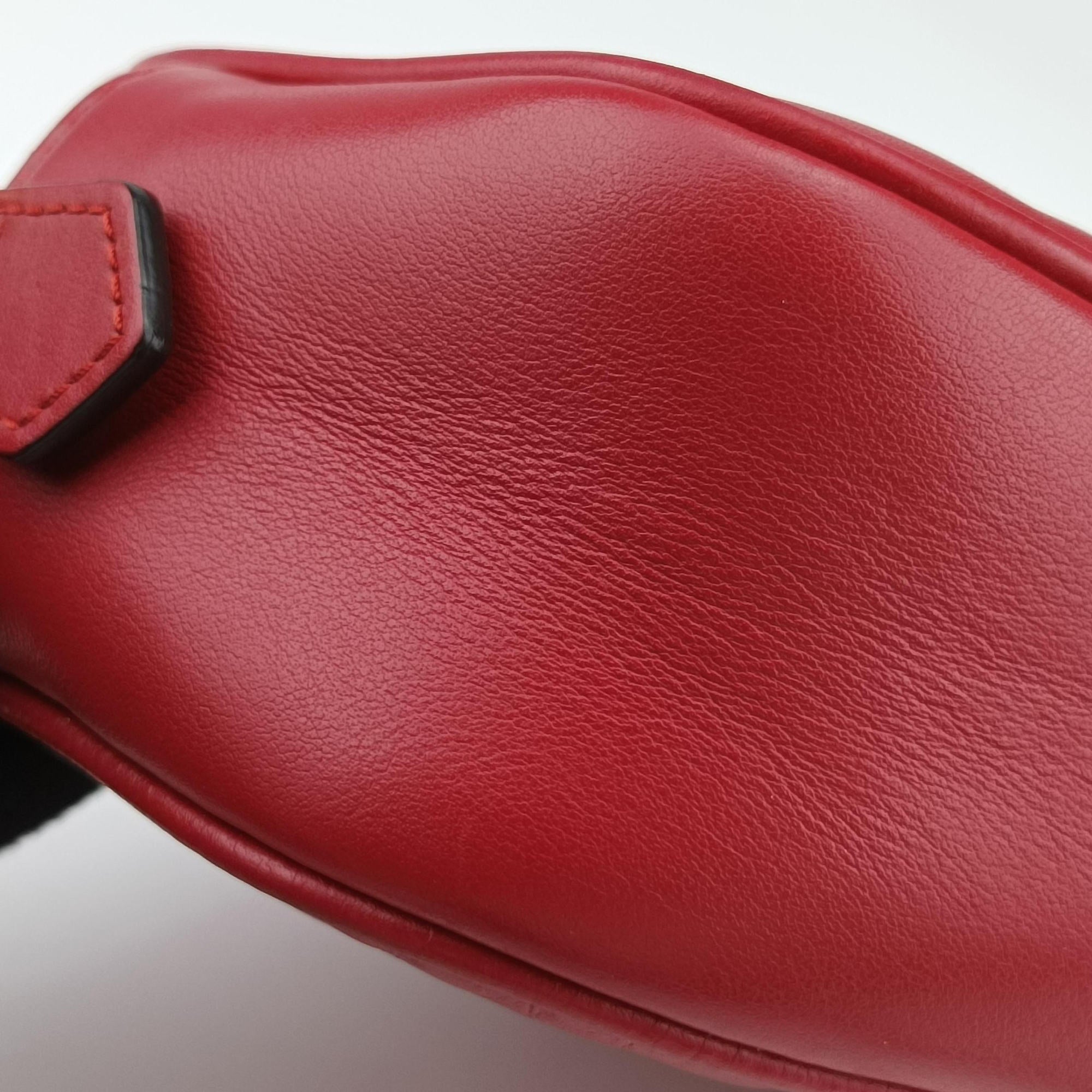Pre-owned Gucci GG Marmont Red Leather 448065 shoulderbag | stylenewstar