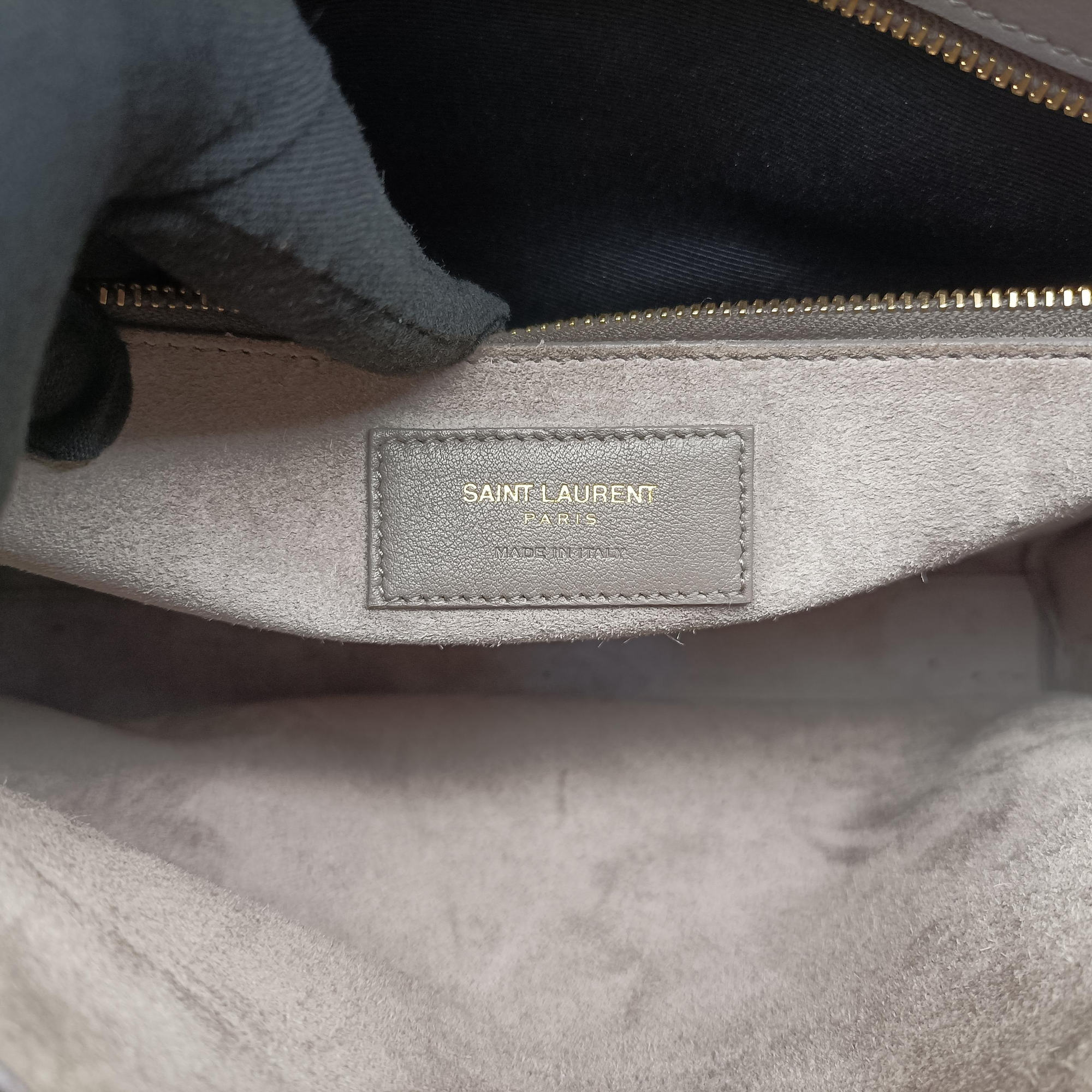 Pre-owned Yves Saint Laurent SAC DE JOUR Grey Leather 355153 shoulderbag | stylenewstar