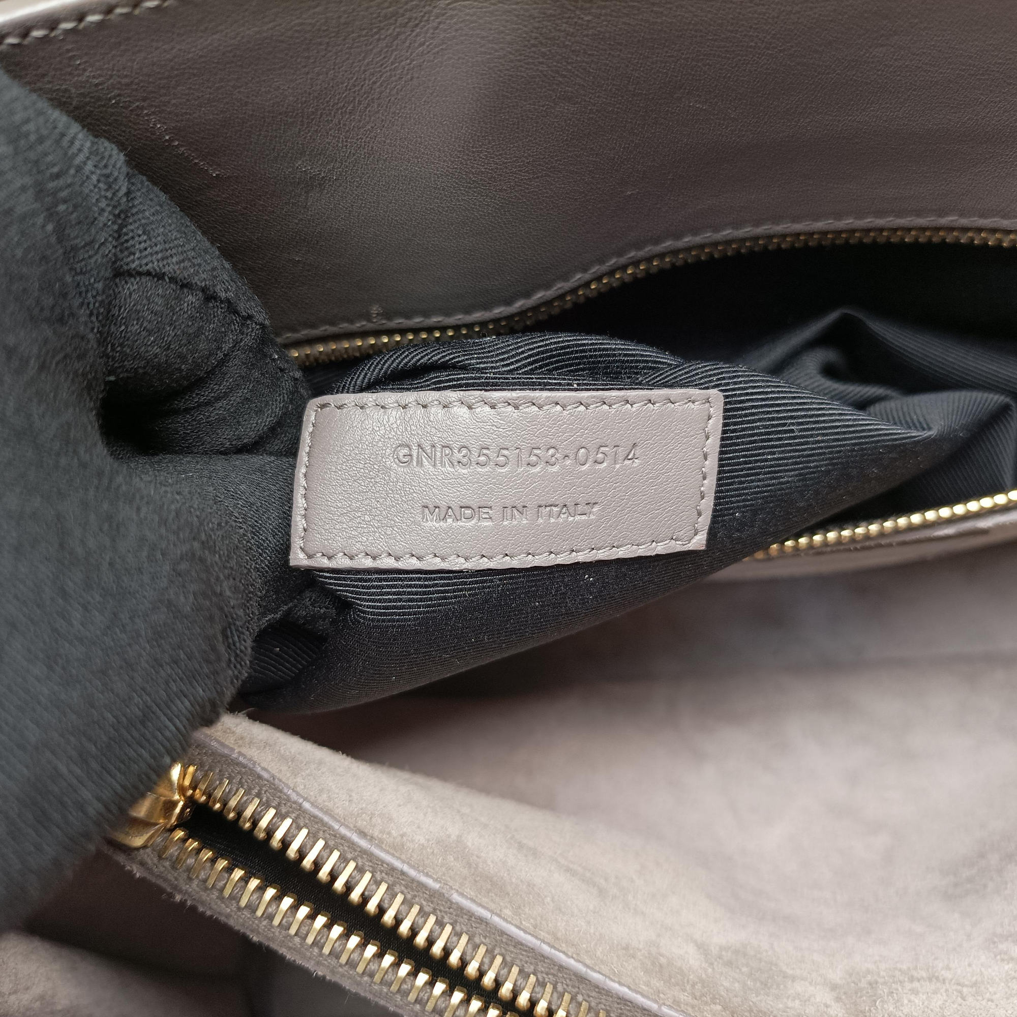 Pre-owned Yves Saint Laurent SAC DE JOUR Grey Leather 355153 shoulderbag | stylenewstar
