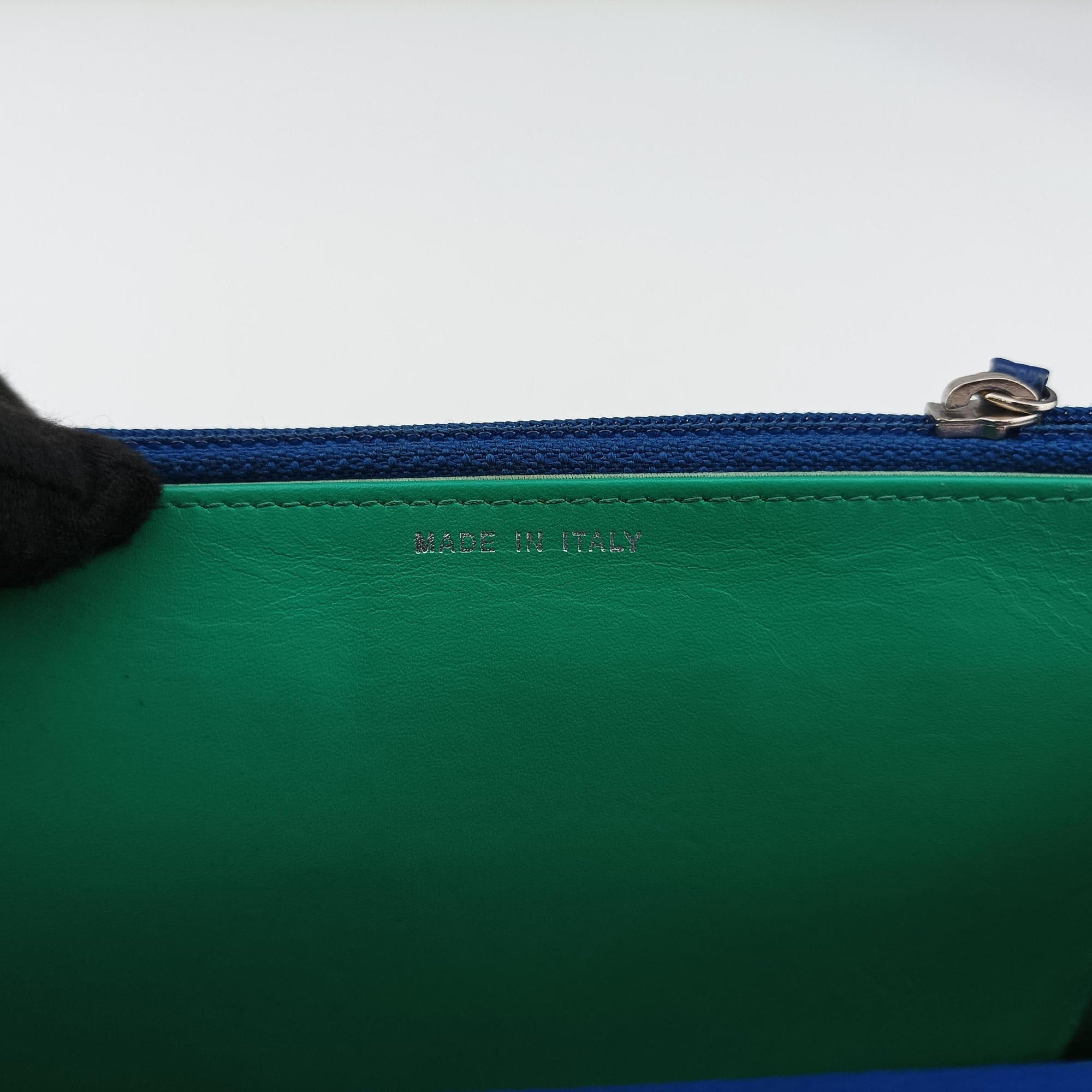 Pre-owned Chanel Caviar Wallet Chain Blue caviar skin A68872 shoulderbag | stylenewstar