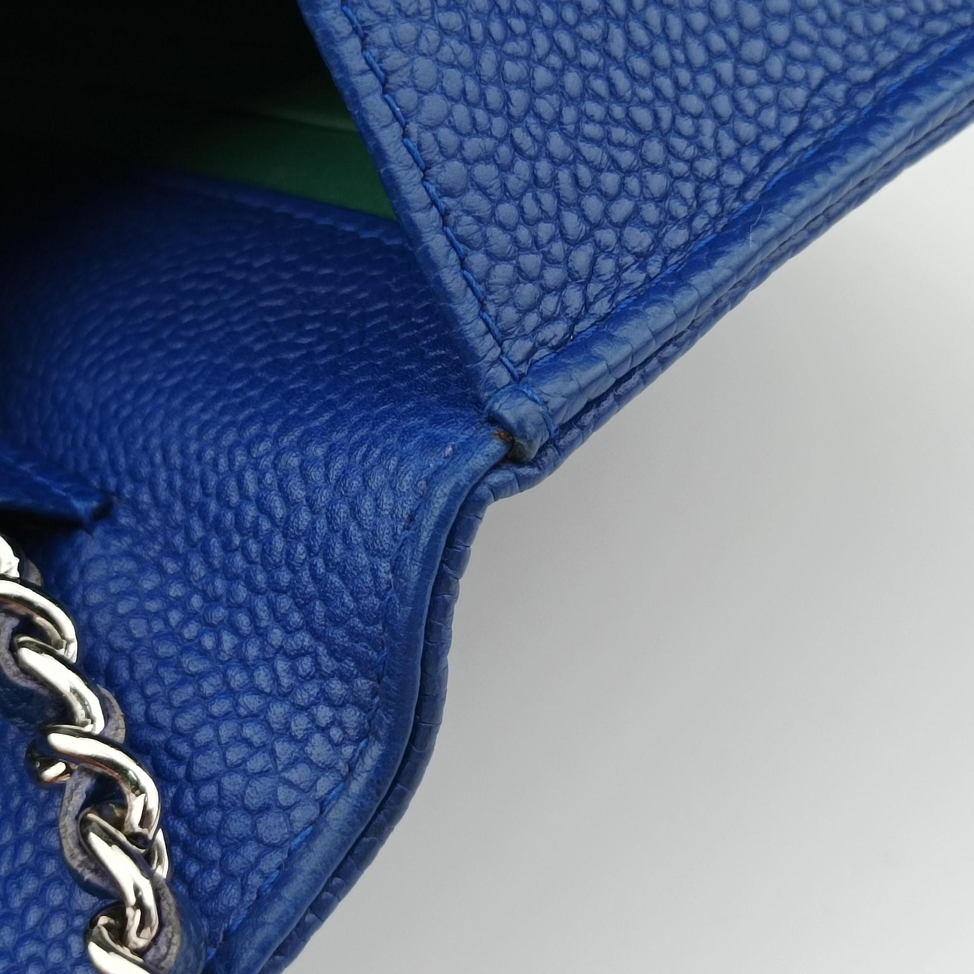 Pre-owned Chanel Caviar Wallet Chain Blue caviar skin A68872 shoulderbag | stylenewstar