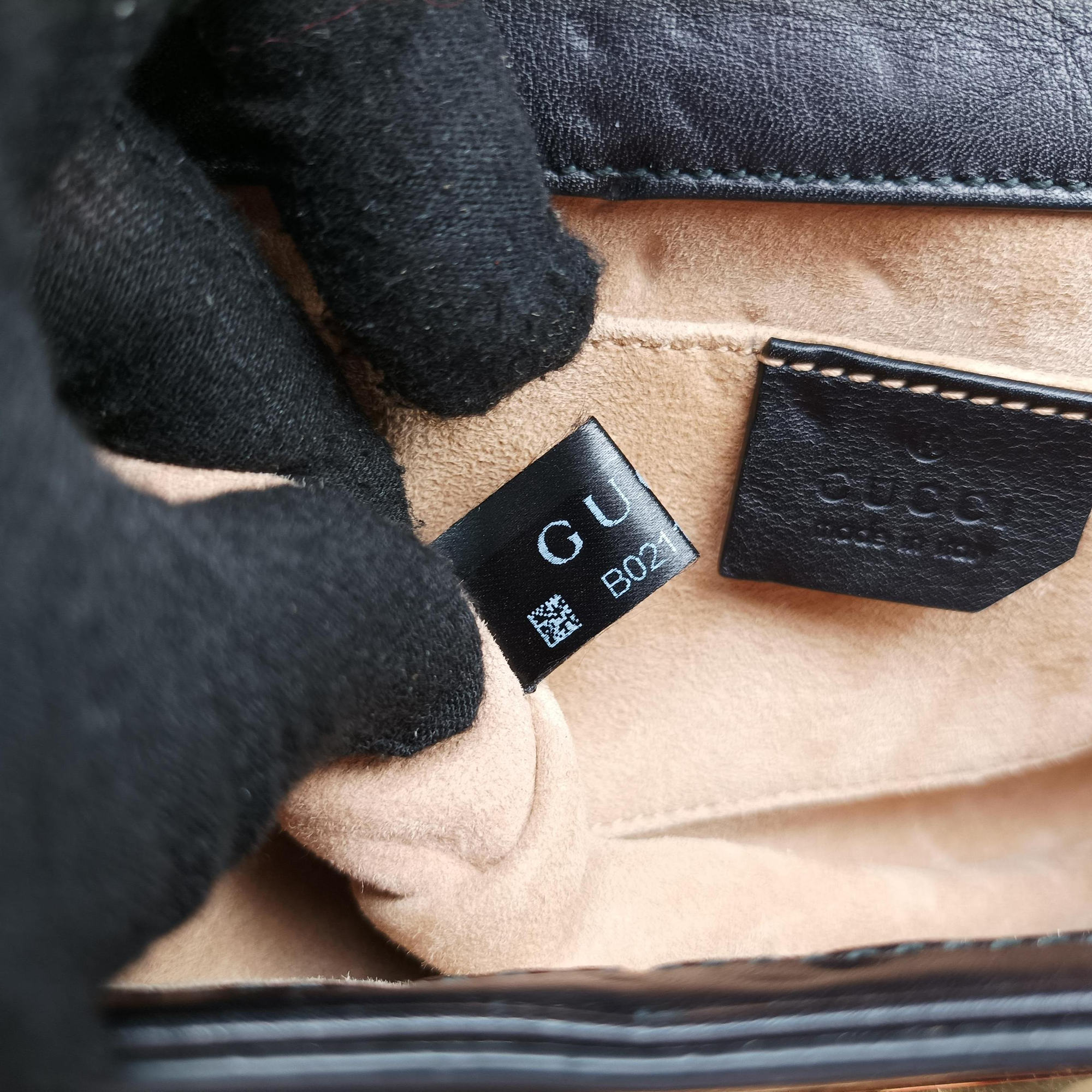 Secondhand Gucci Padlock Black Leather 432182 shoulderbag | stylenewstar