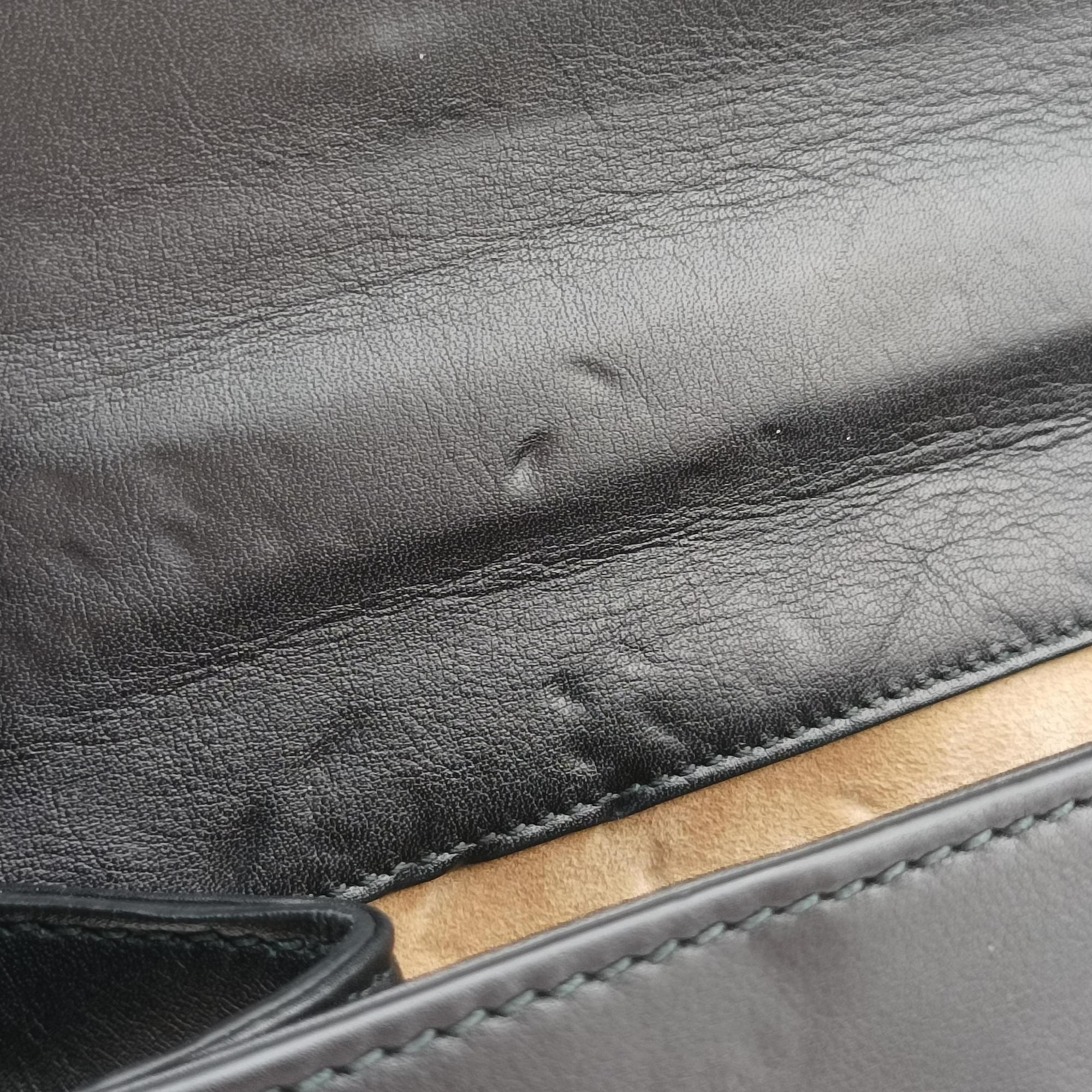 Secondhand Gucci Padlock Black Leather 432182 shoulderbag | stylenewstar