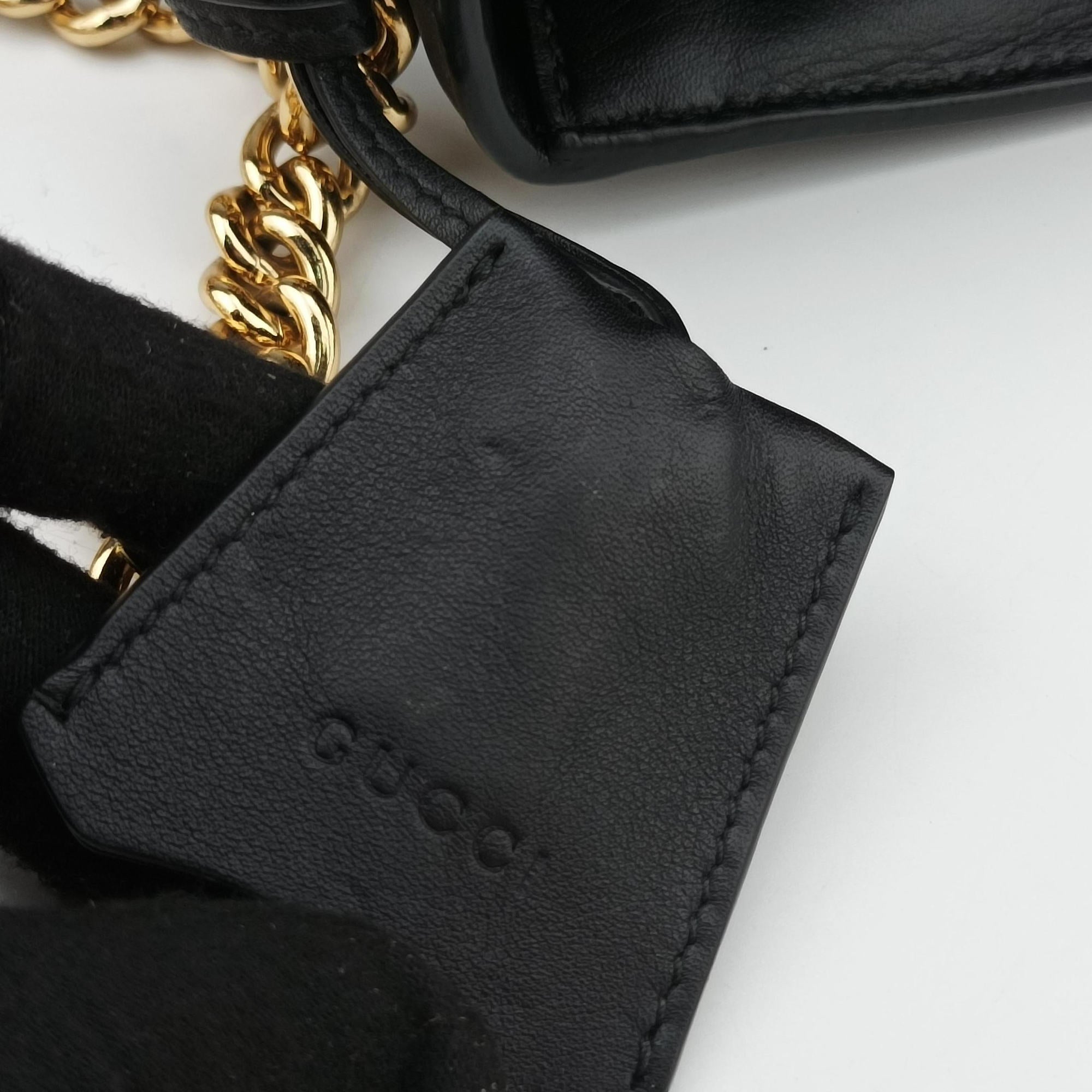 Secondhand Gucci Padlock Black Leather 432182 shoulderbag | stylenewstar