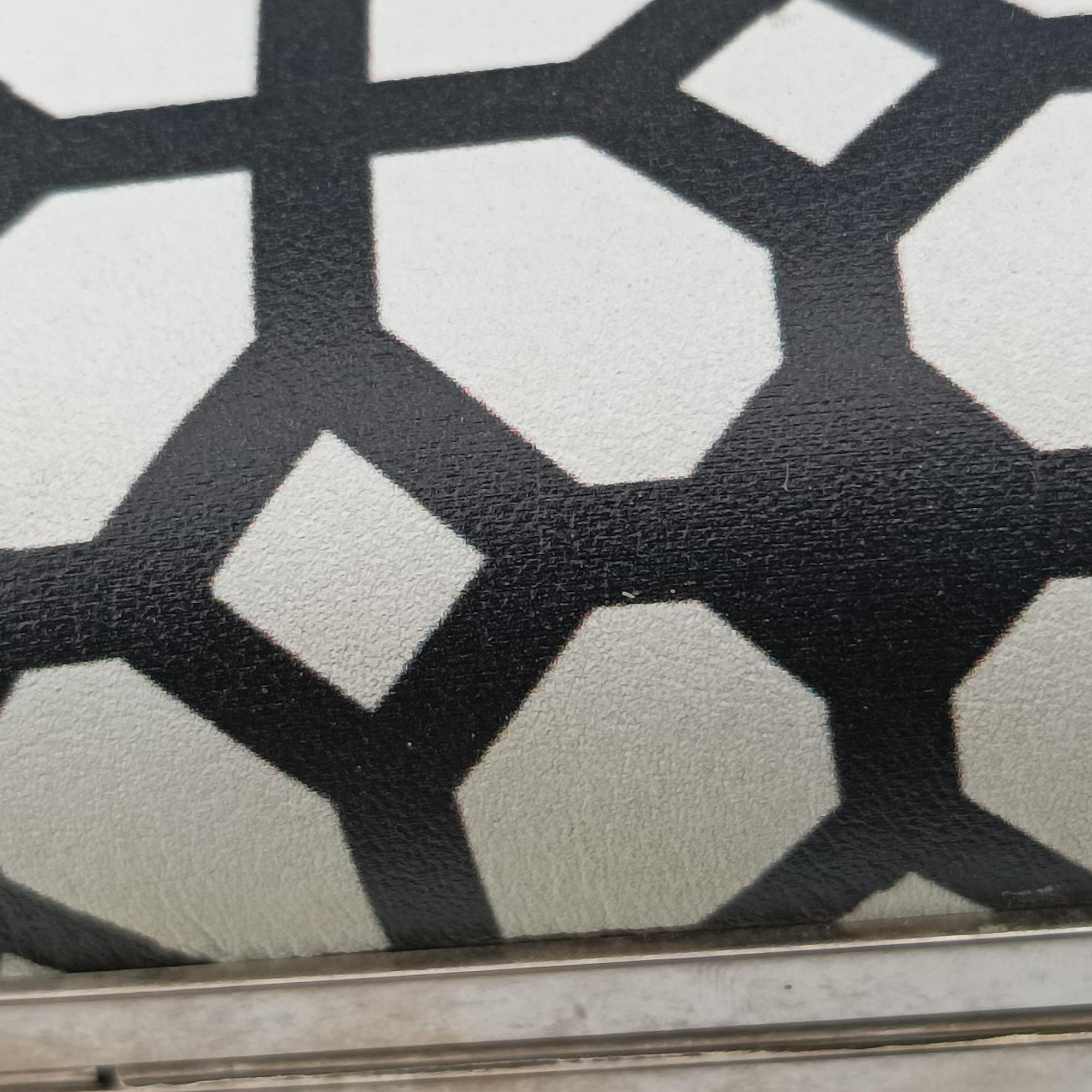 Pre-owned Alexander McQueen Four Ring White × Black Leather  clutchbag | stylenewstar