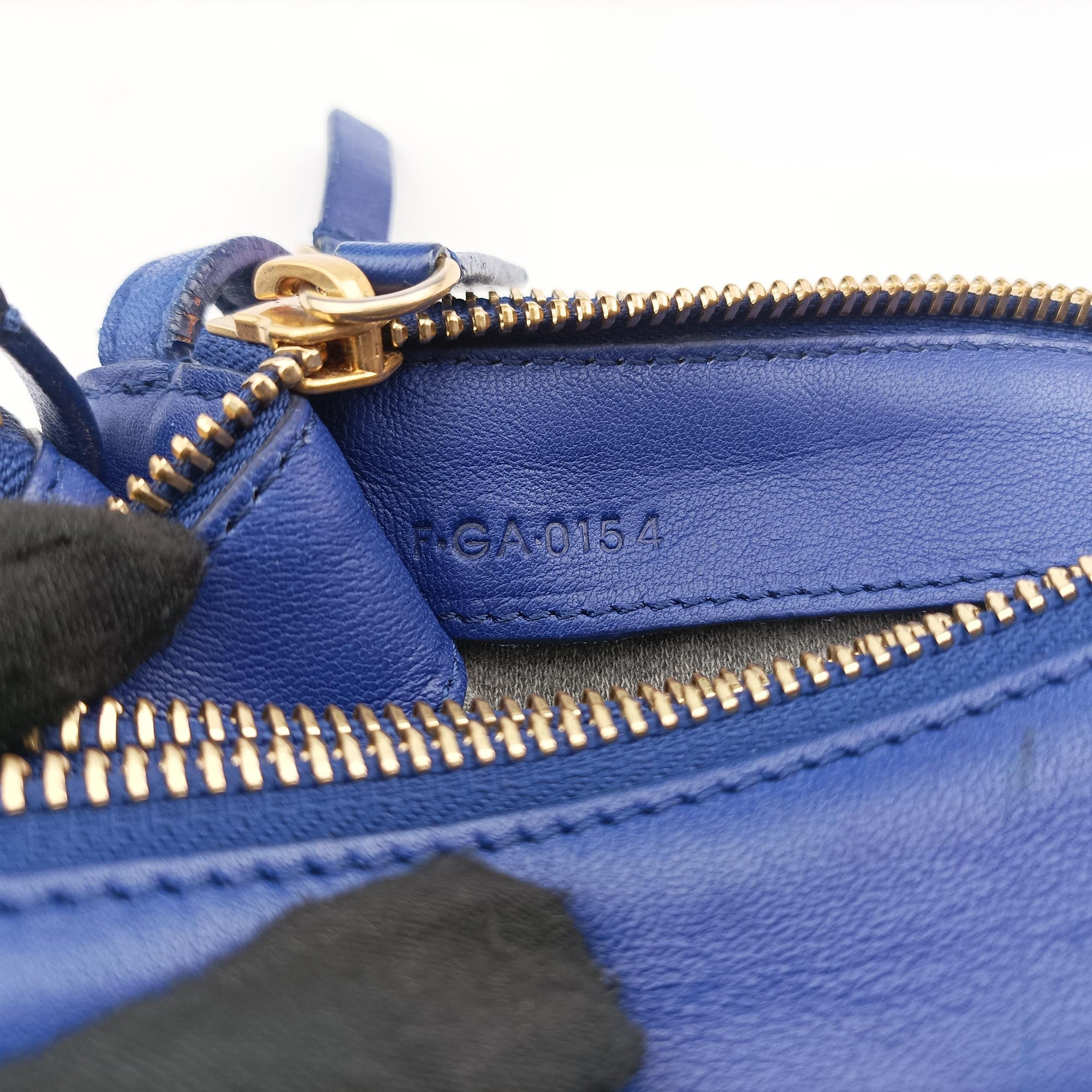 Secondhand Celine TRIO Blue Leather  shoulderbag | stylenewstar
