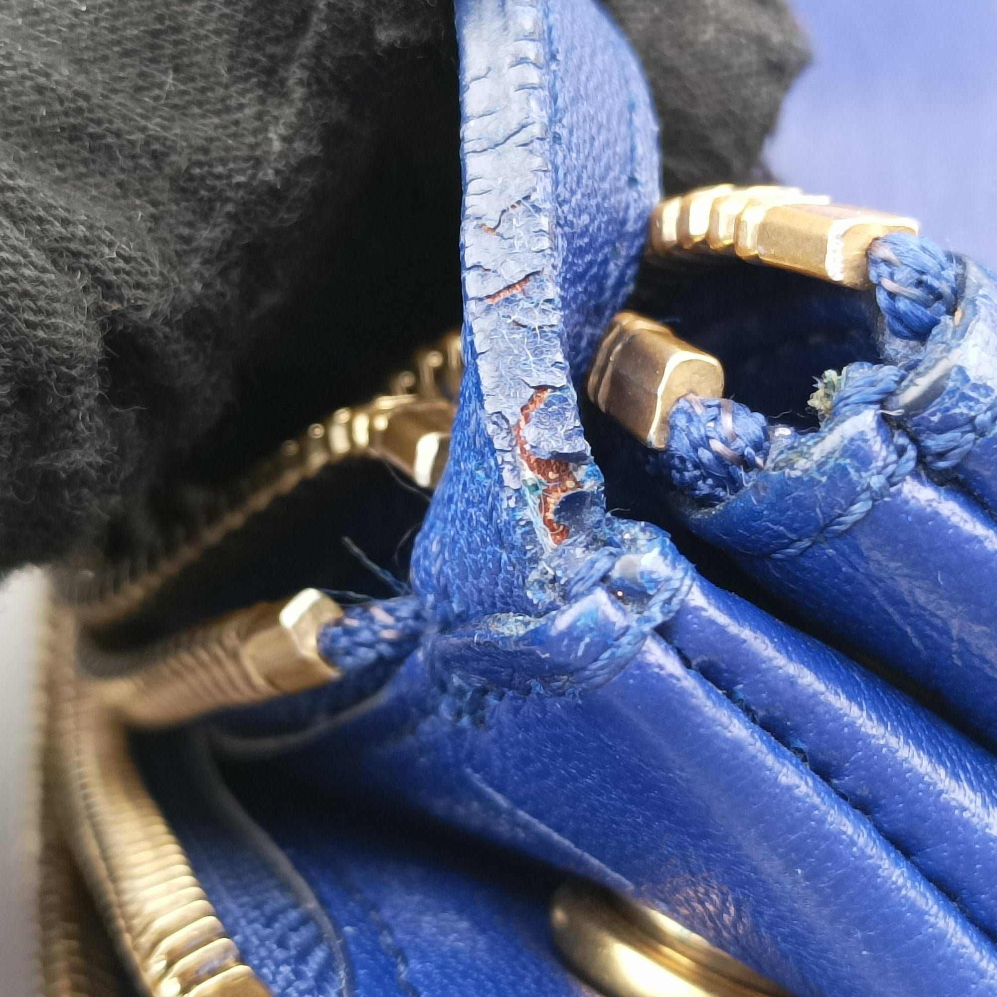 Secondhand Celine TRIO Blue Leather  shoulderbag | stylenewstar