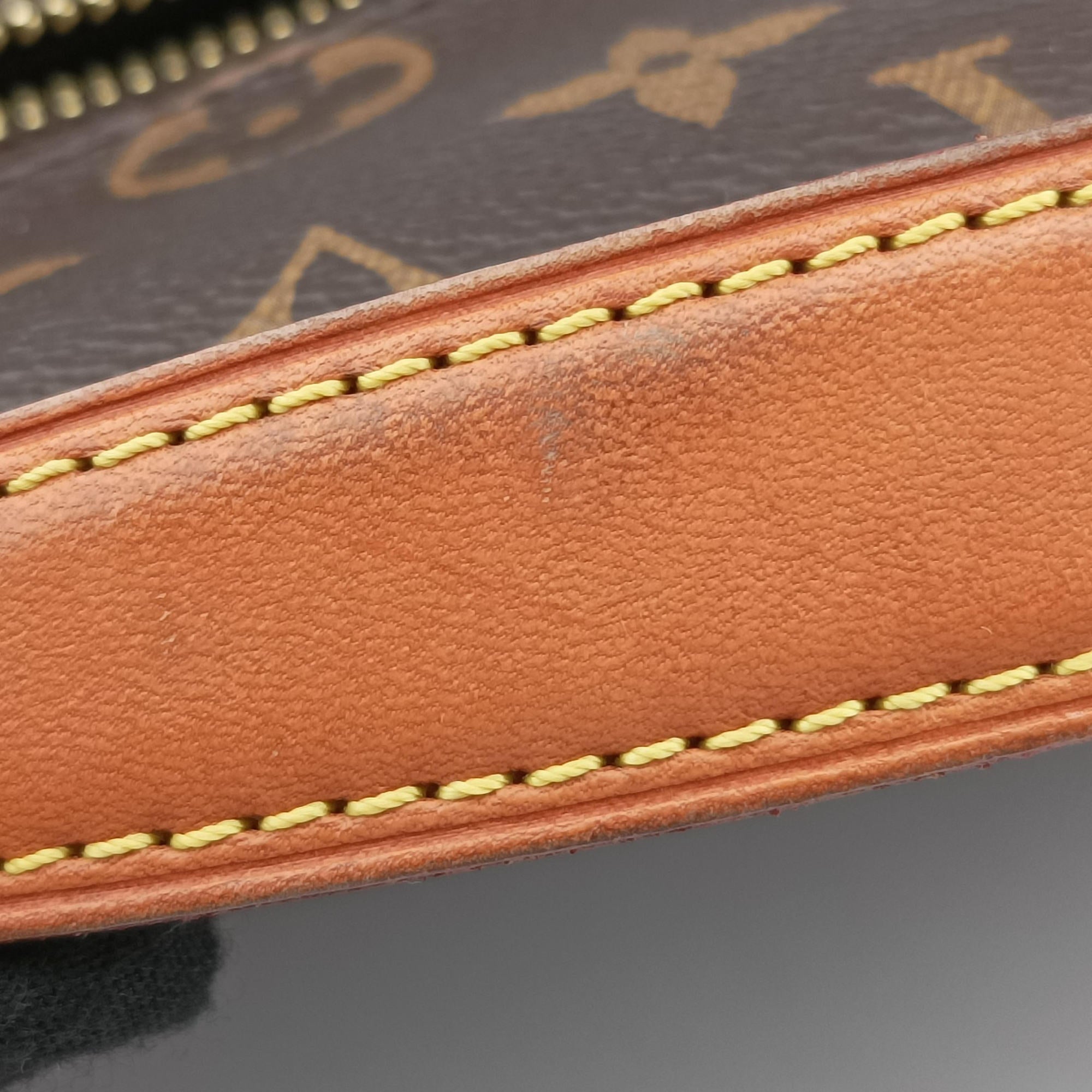 Secondhand Louis Vuitton Pochette Metis MM Brown Monogram Canvas M44875 shoulderbag | stylenewstar