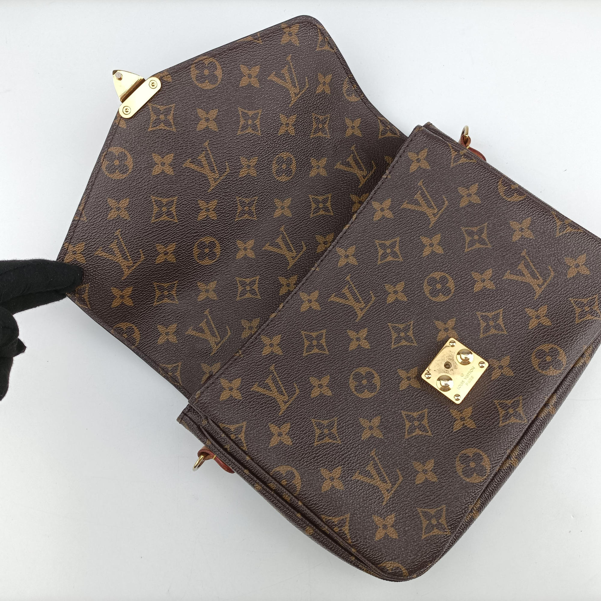 Vintage Louis Vuitton Pochette Metis MM Brown Monogram Canvas M44875 shoulderbag | stylenewstar