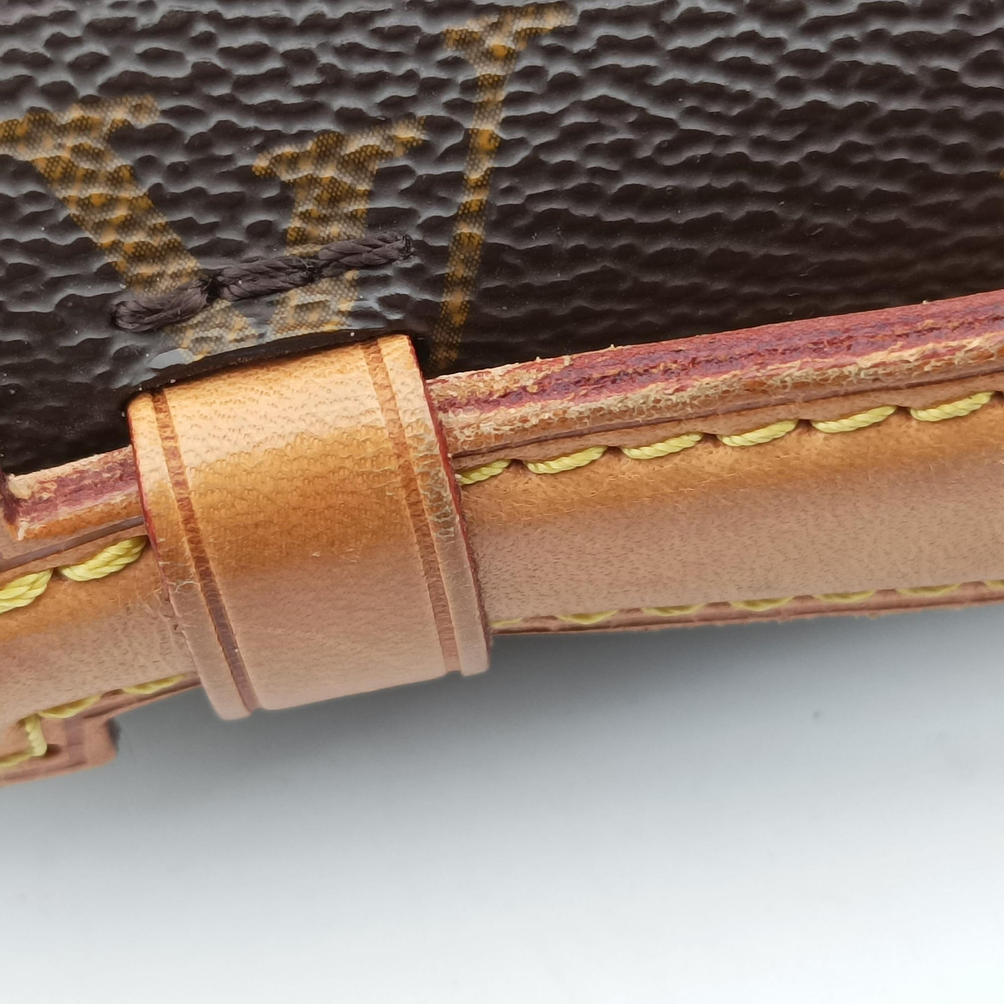 Vintage Louis Vuitton Pochette Metis MM Brown Monogram Canvas M44875 shoulderbag | stylenewstar