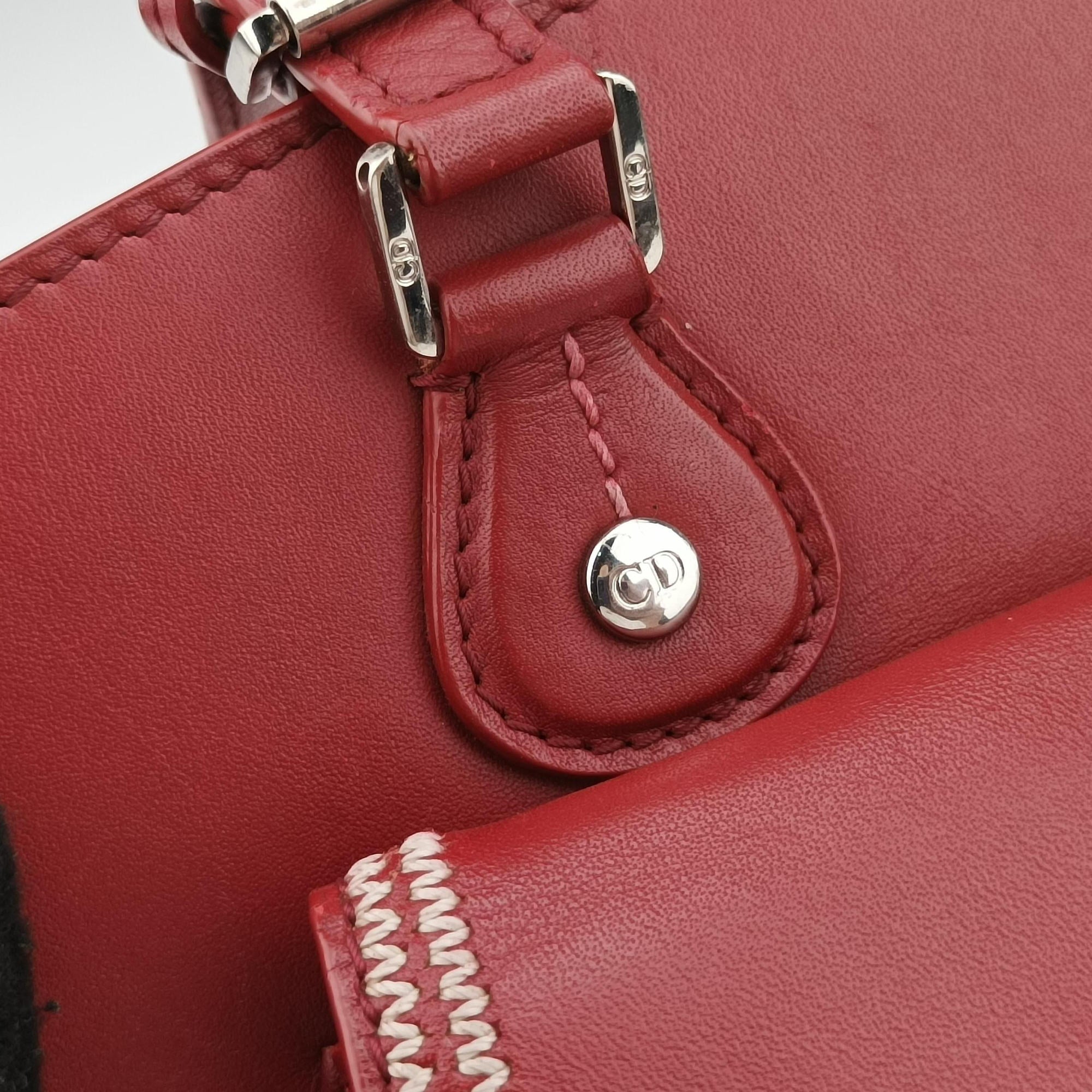 Pre-owned Christian Dior D charm Red Leather  handbag | stylenewstar