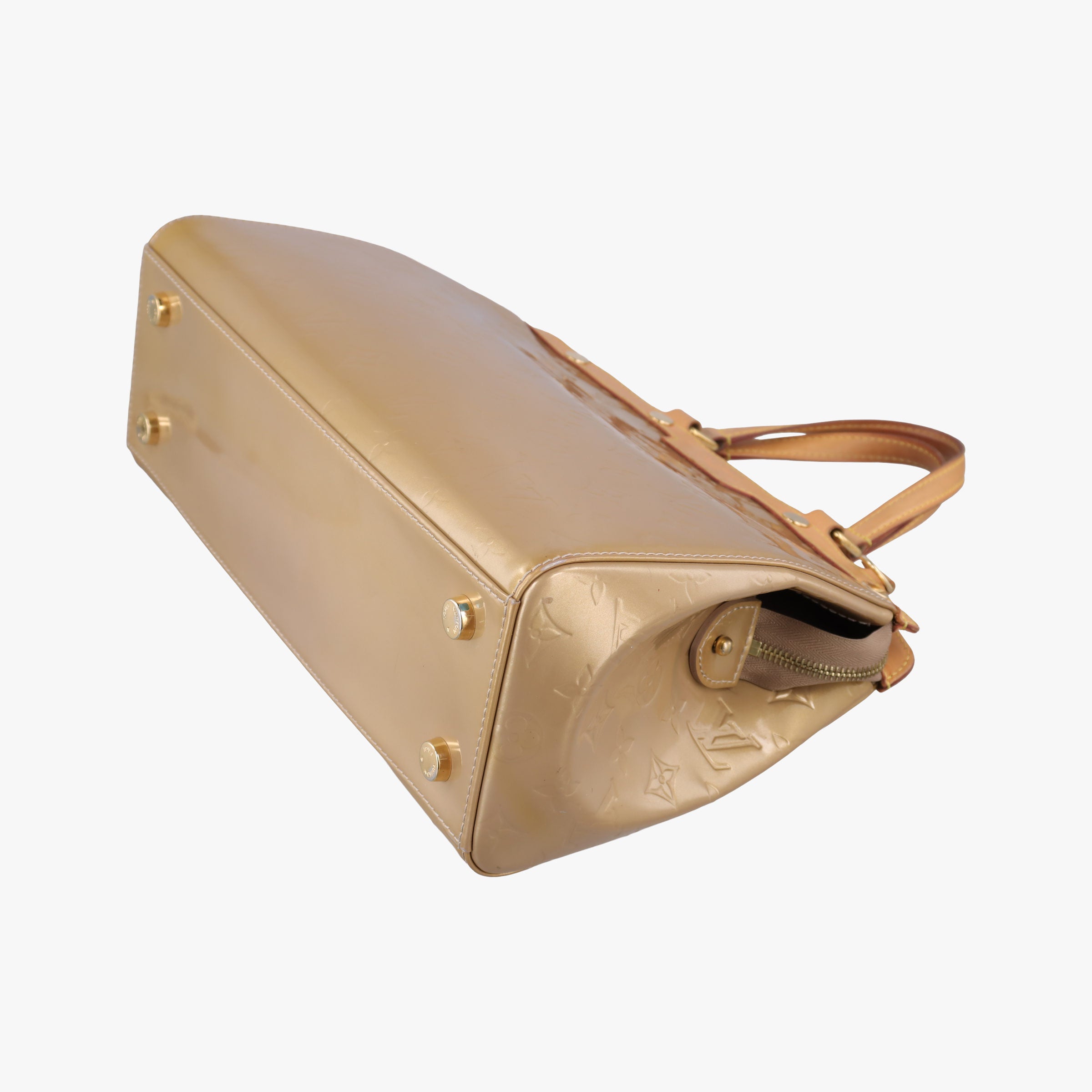 Secondhand Louis Vuitton Brea MM Beige Poodle Vernis M91755 shoulderbag | stylenewstar