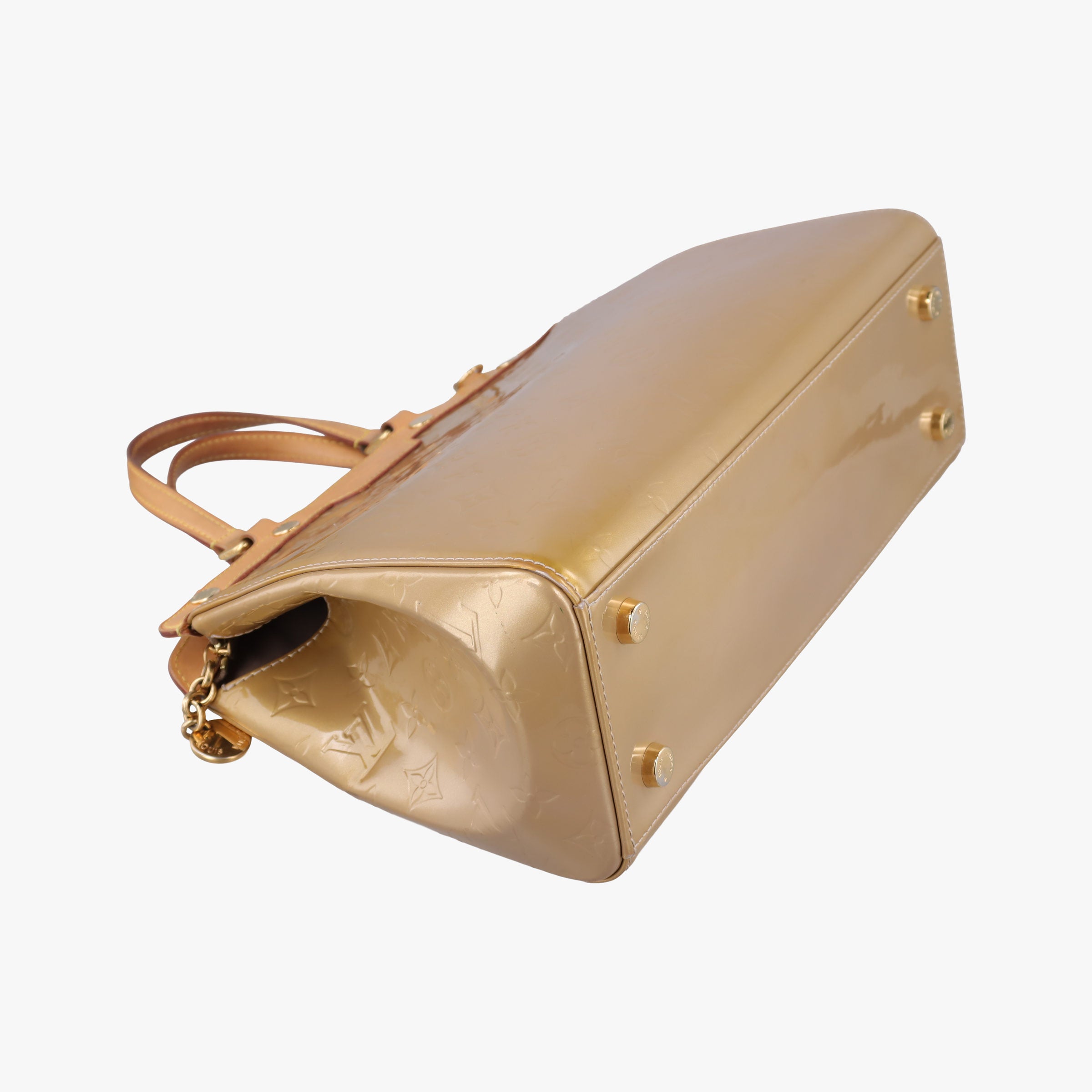 Secondhand Louis Vuitton Brea MM Beige Poodle Vernis M91755 shoulderbag | stylenewstar