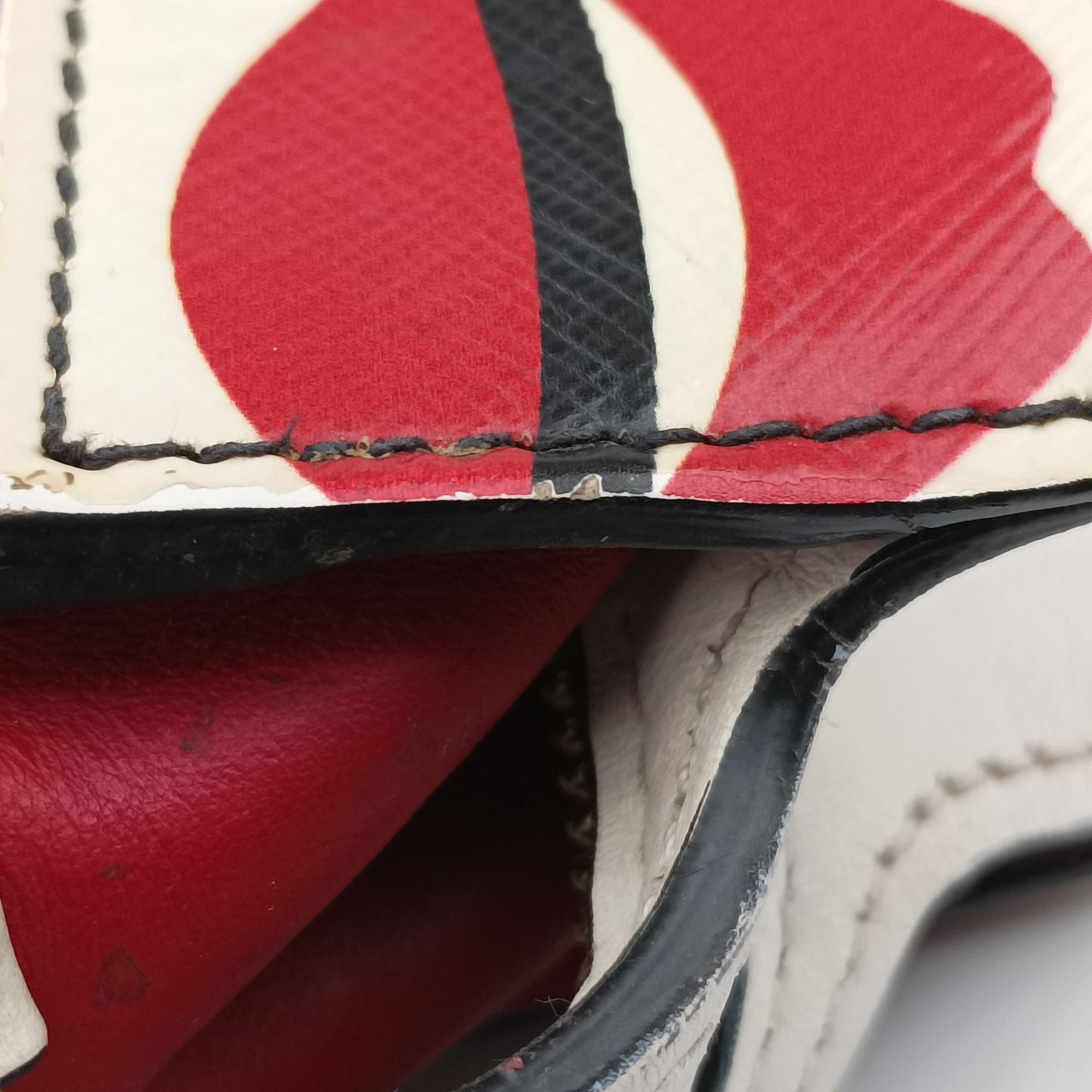 Pre-owned Prada lip print Esplanade Red×white Leather 1BH043 shoulderbag | stylenewstar