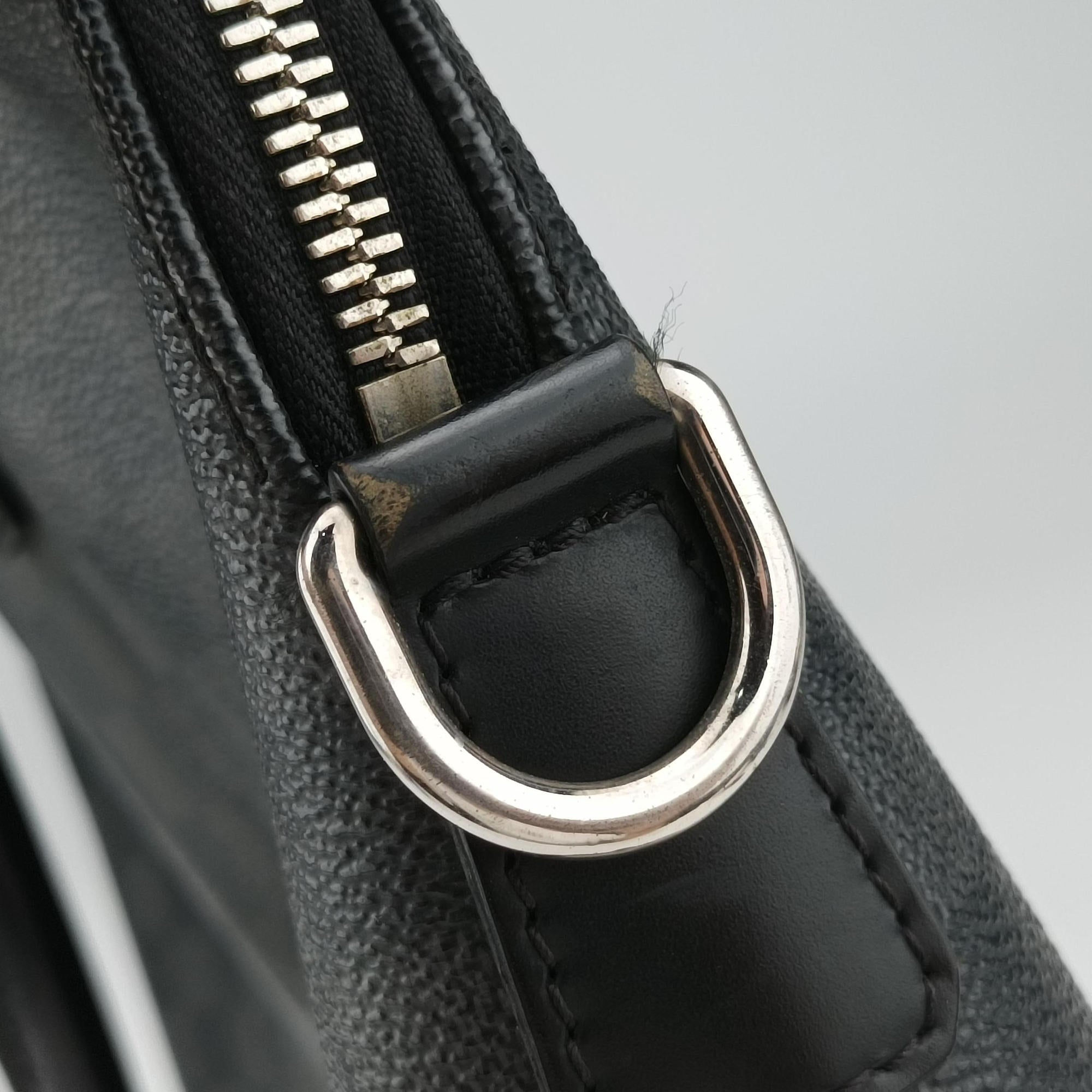 Secondhand Louis Vuitton Porte Documents Jour Noir Damier Graphite N48224 handbag | stylenewstar