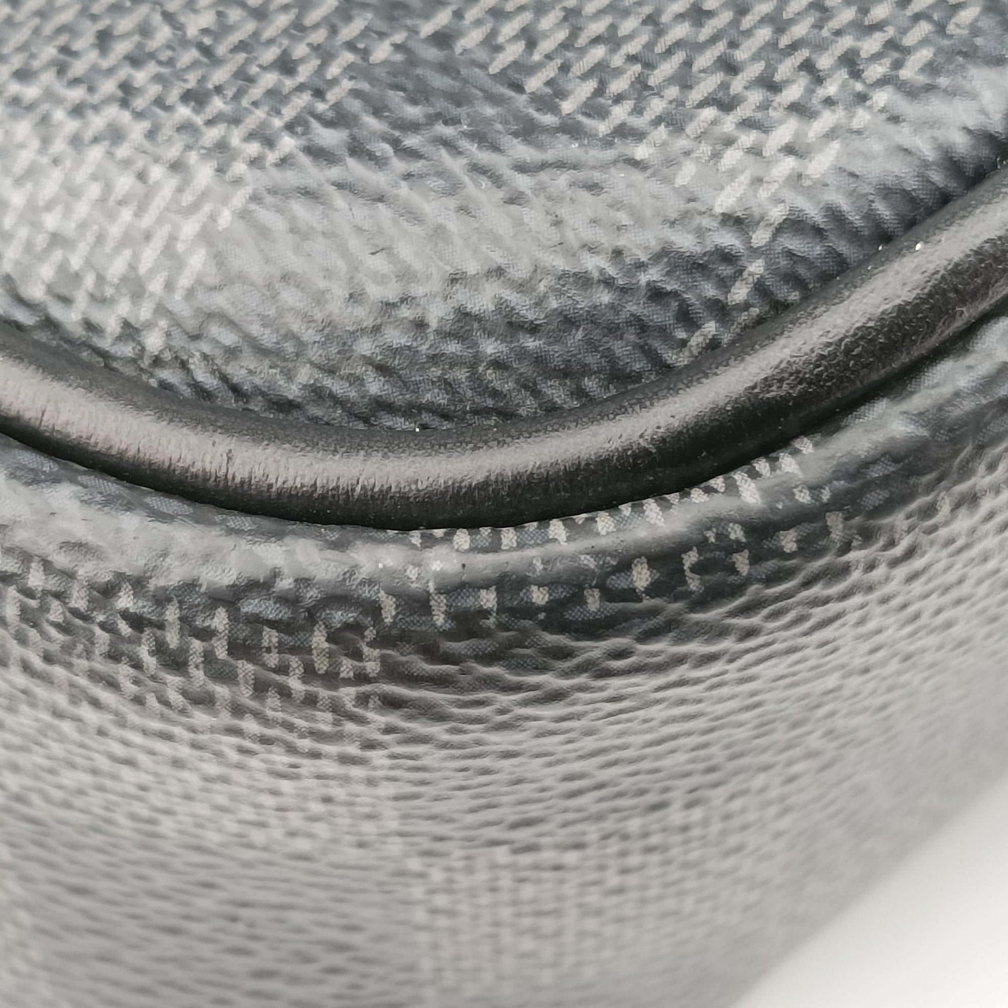 Secondhand Louis Vuitton Utility Business Black Damier Graphite N40278 shoulderbag | stylenewstar