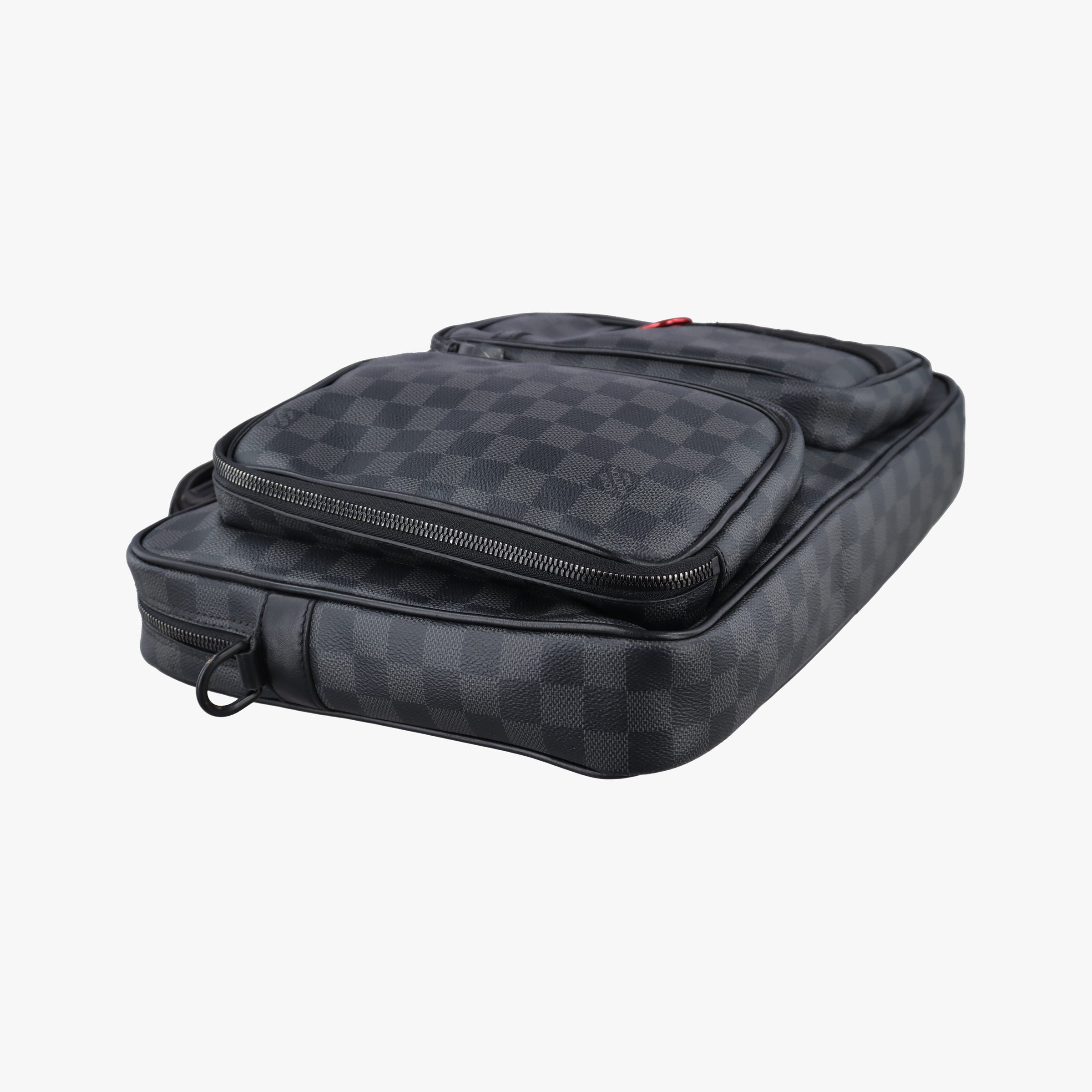 Secondhand Louis Vuitton Utility Business Black Damier Graphite N40278 shoulderbag | stylenewstar