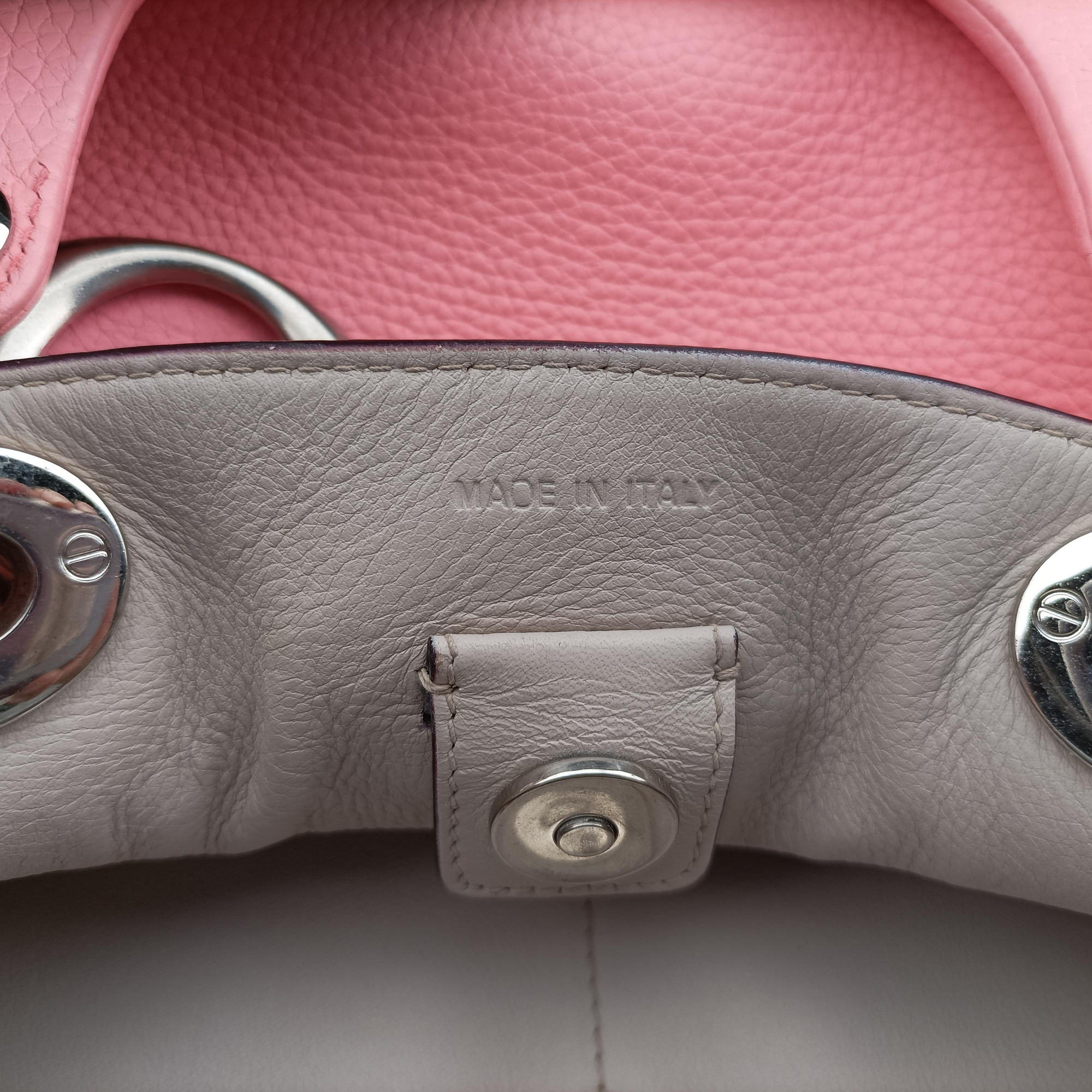 Pre-owned Christian Dior Diorissimo Pink Leather  shoulderbag | stylenewstar