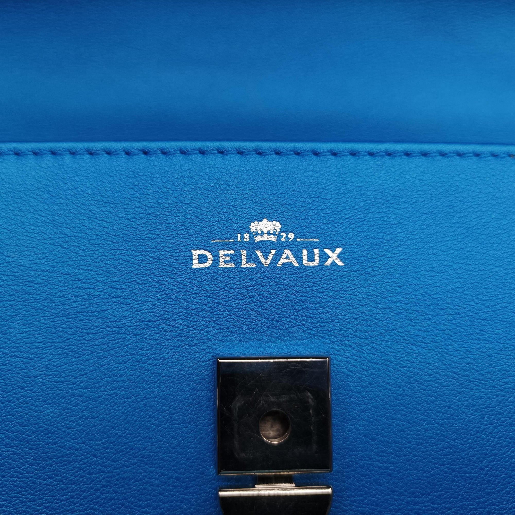 Pre-owned Delvaux Tan pete Blue Leather  shoulderbag | stylenewstar