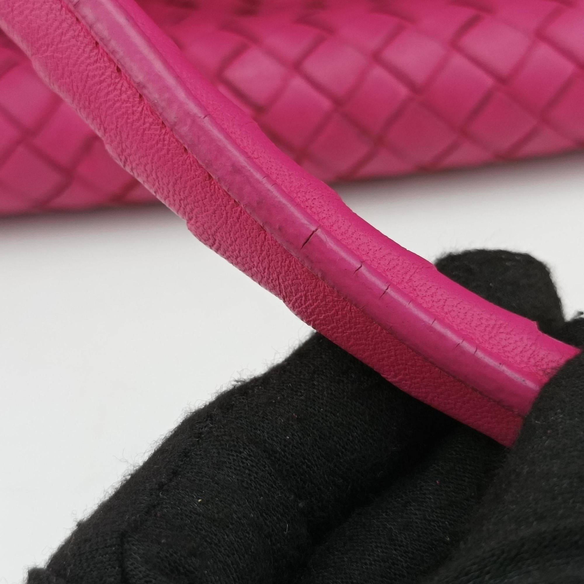 Pre-owned Bottega Veneta Parachute Intrecciato Rose lambskin  handbag | stylenewstar