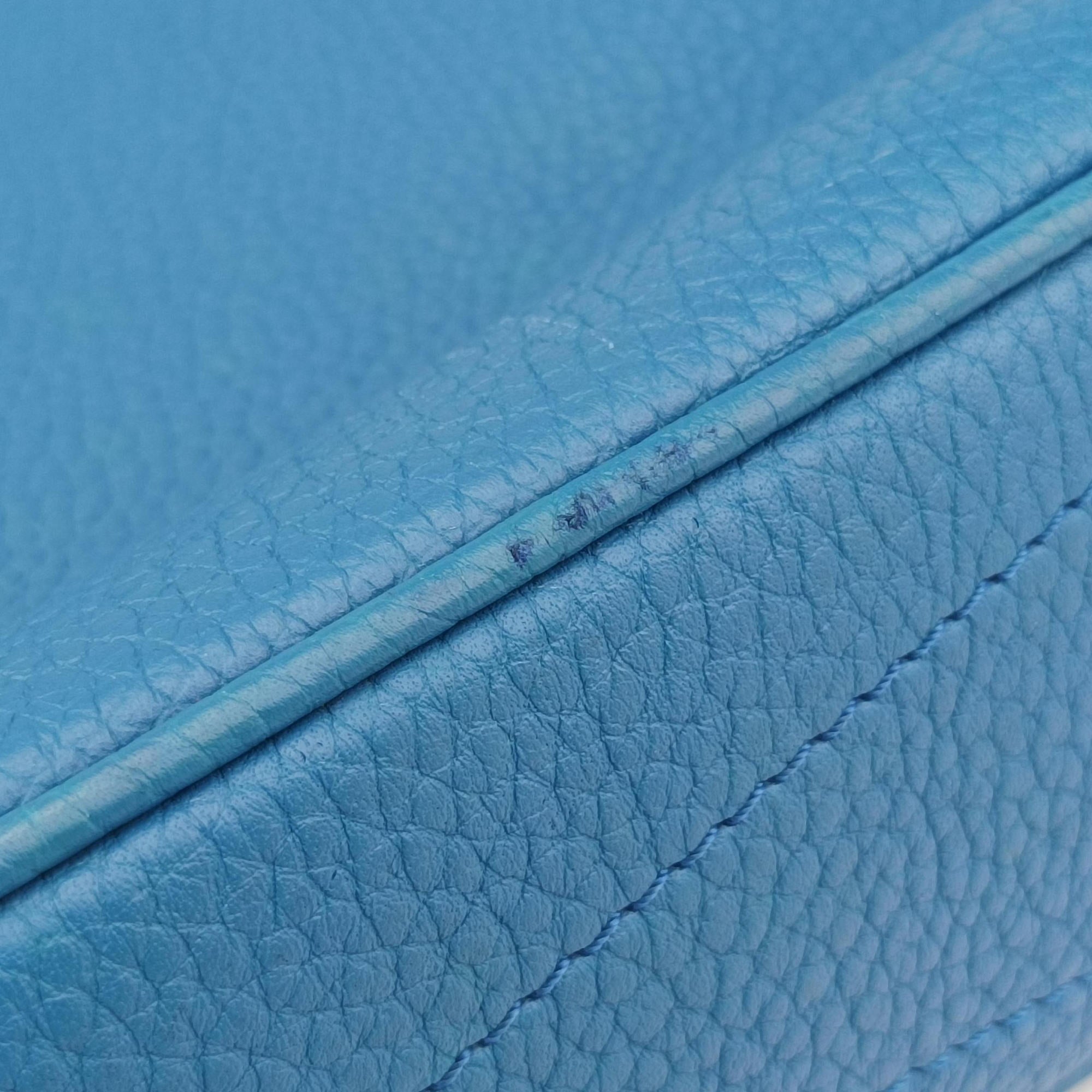 Pre-owned Louis Vuitton Armand Briefcase MM Blue Taurillon leather M52822 handbag | stylenewstar