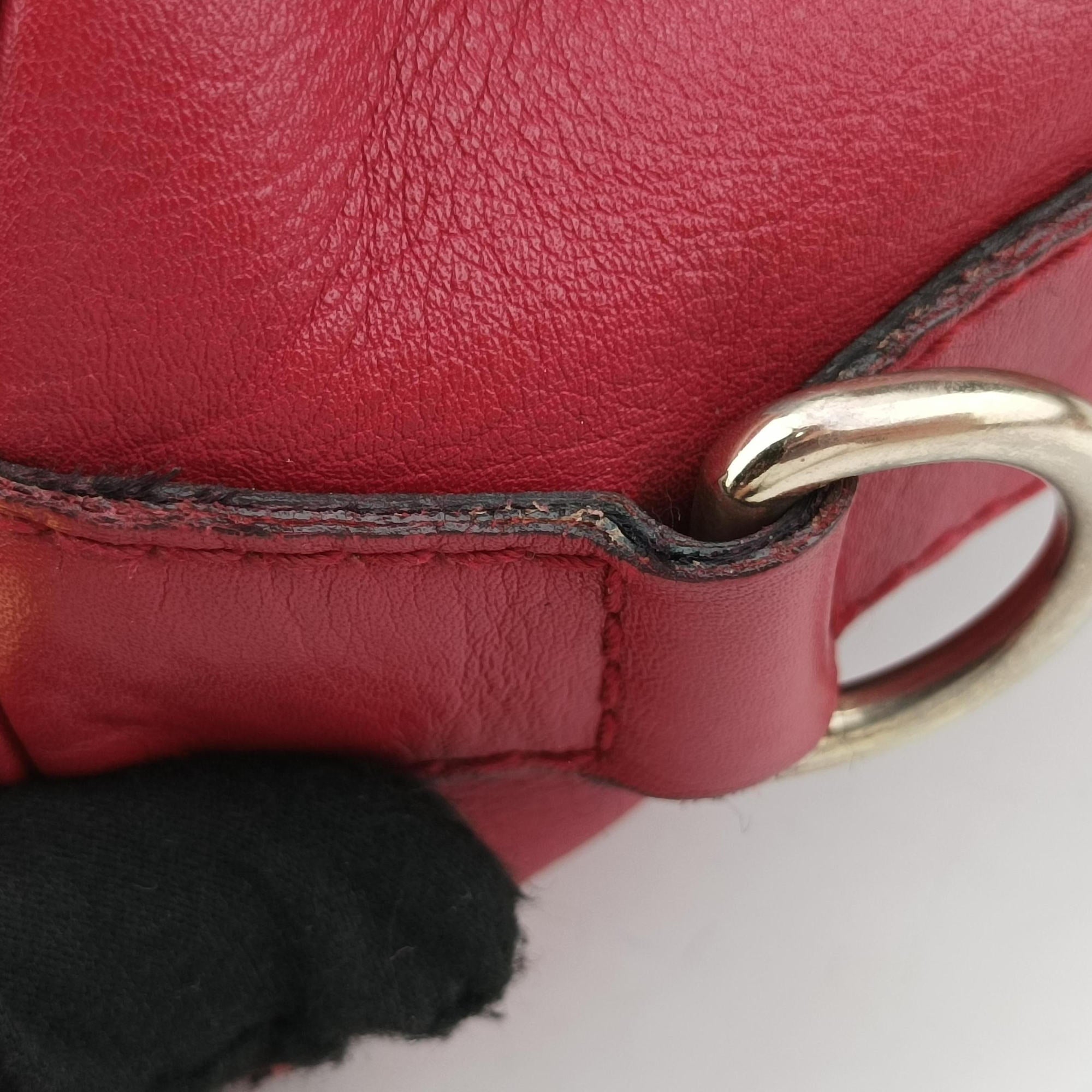 Secondhand Gucci Guccissima Trim Web Joy Red Leather 247205 shoulderbag | stylenewstar