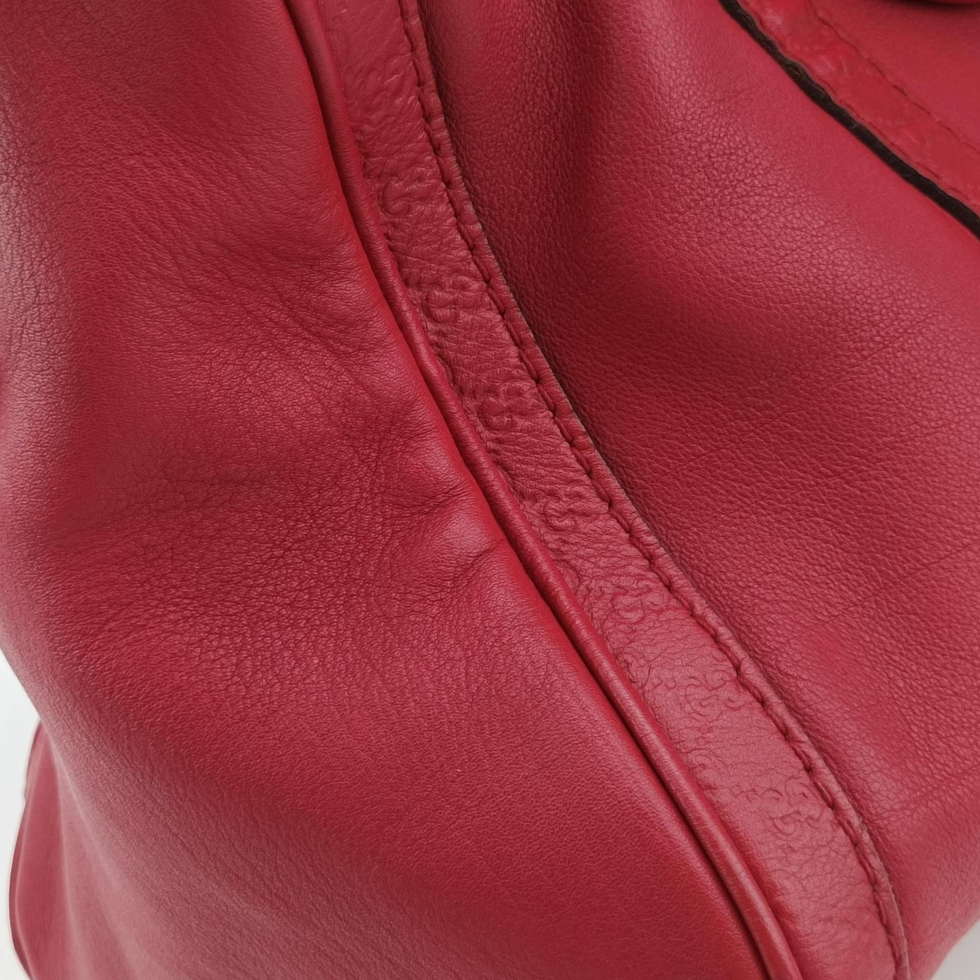 Secondhand Gucci Guccissima Trim Web Joy Red Leather 247205 shoulderbag | stylenewstar