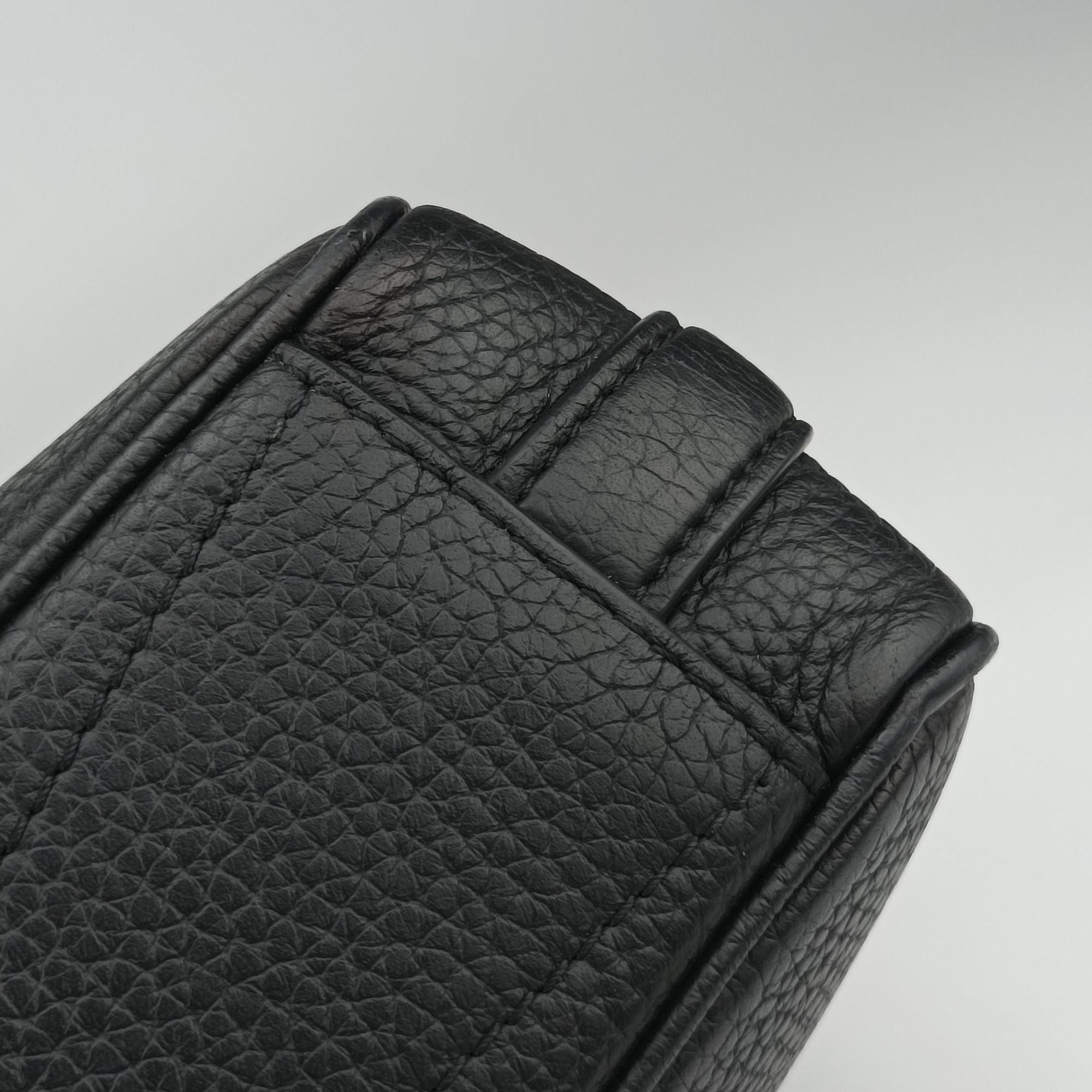 Pre-owned Louis Vuitton Armand Briefcase MM Noir Taurillon leather M54381 handbag | stylenewstar