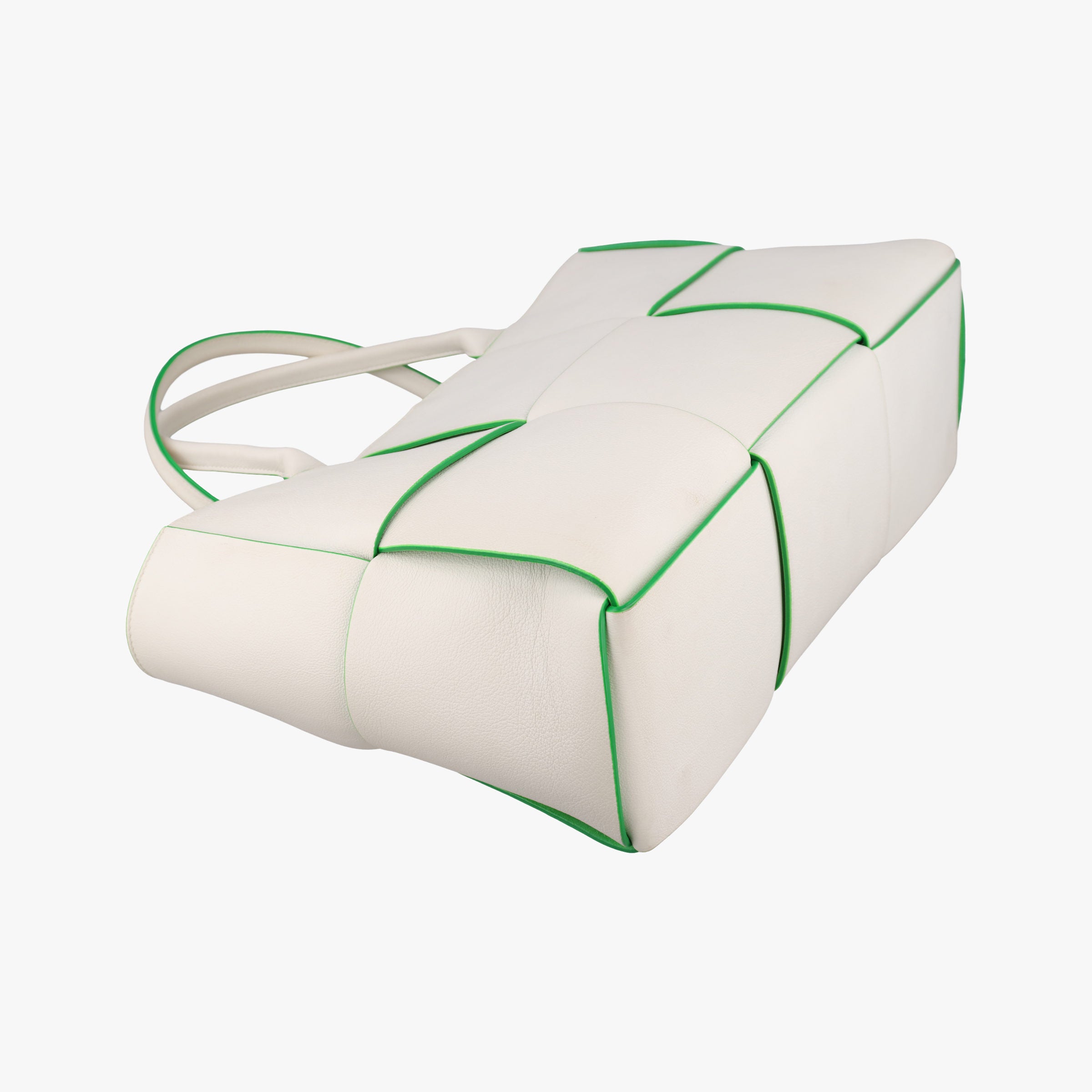 Pre-owned Bottega Veneta THE ARCO Tote White×Green lambskin  handbag | stylenewstar