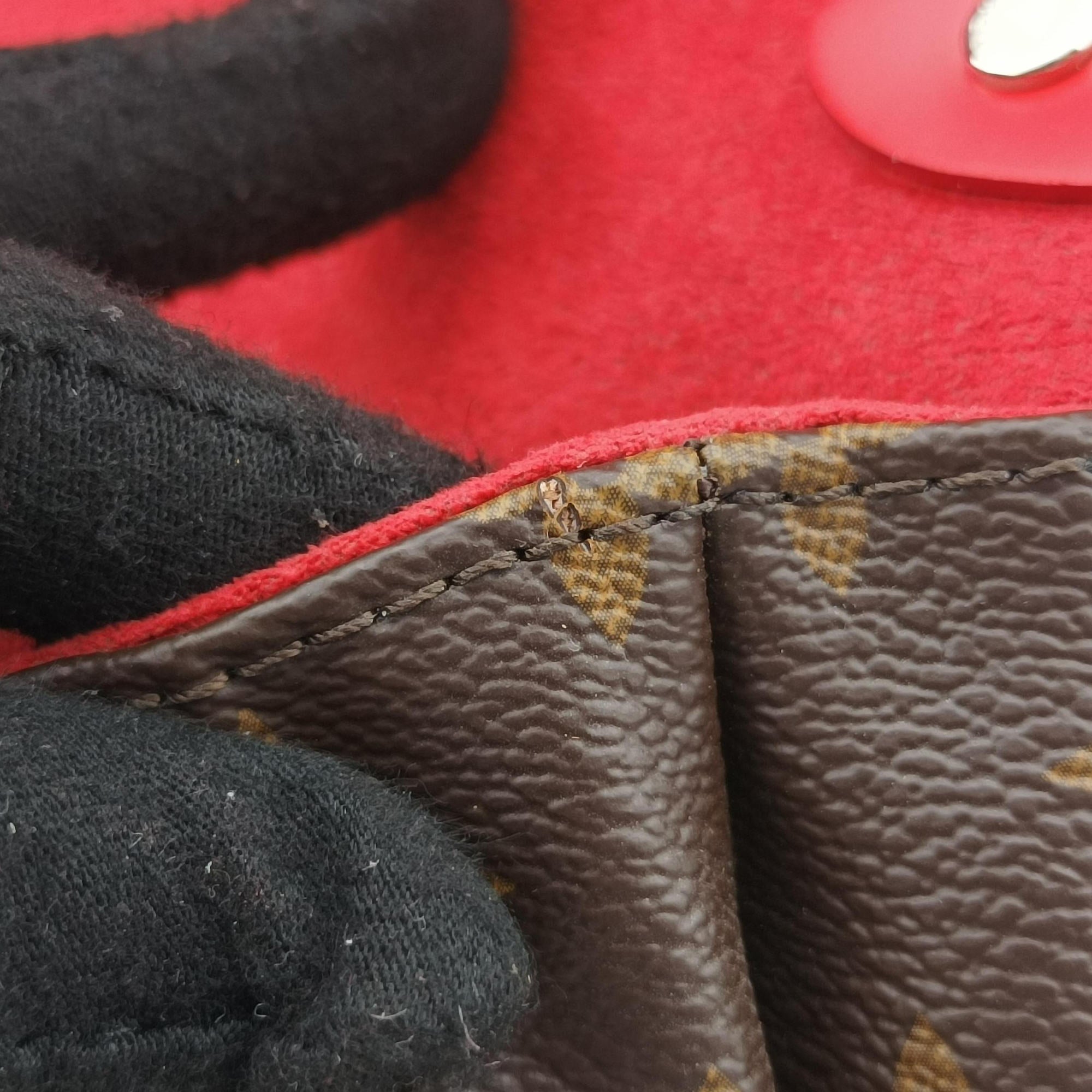 Pre-owned Louis Vuitton SAINT MICHEL brown×COQUELICOT Monogram Canvas×Epi Leather M44031 shoulderbag | stylenewstar