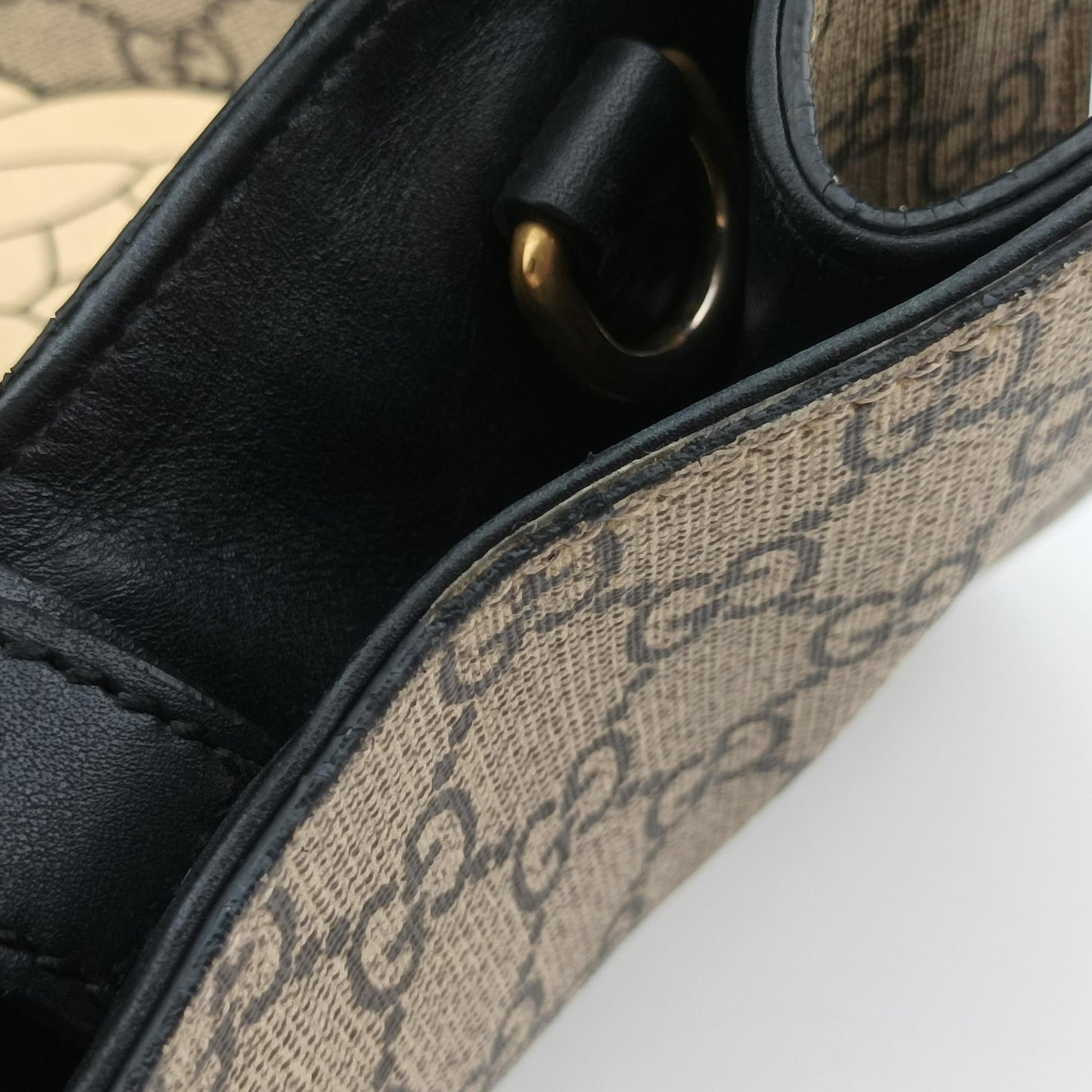 Pre-owned Gucci GG Supreme Bee Beige×black PVC coated canvas×Leather 450950 shoulderbag | stylenewstar