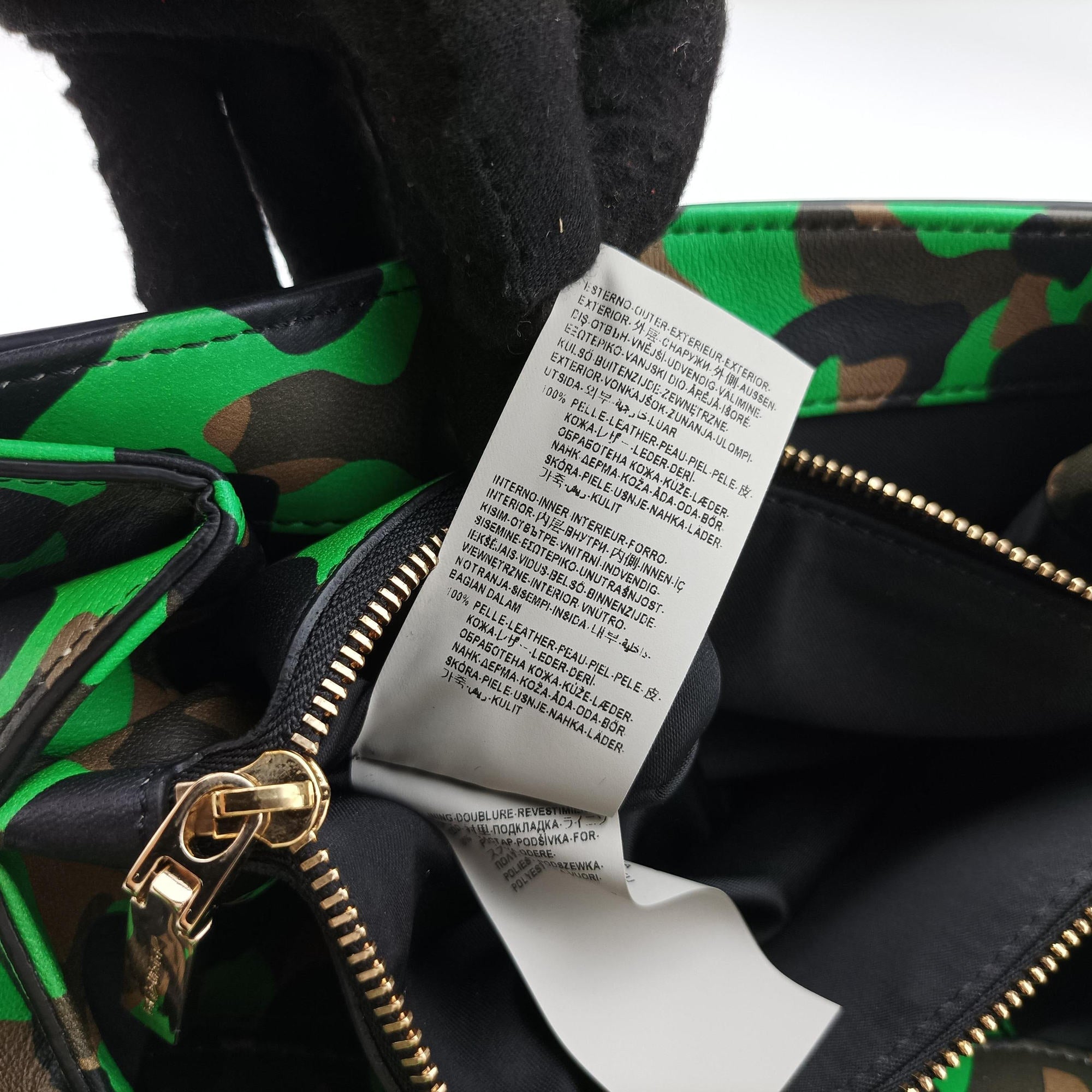Pre-owned VERSACE medusa Multicolour Leather  shoulderbag | stylenewstar