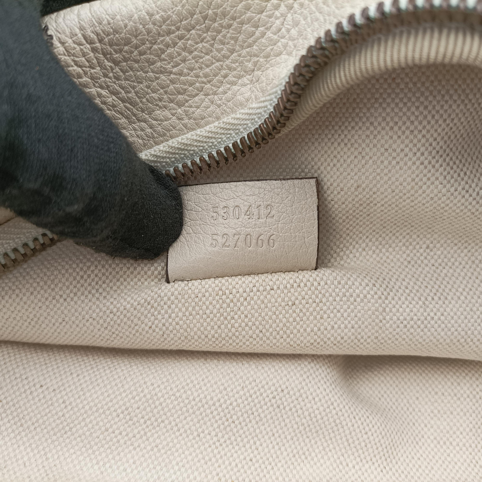 Secondhand Gucci Print White Leather 530412 bum bag/waist bag | stylenewstar