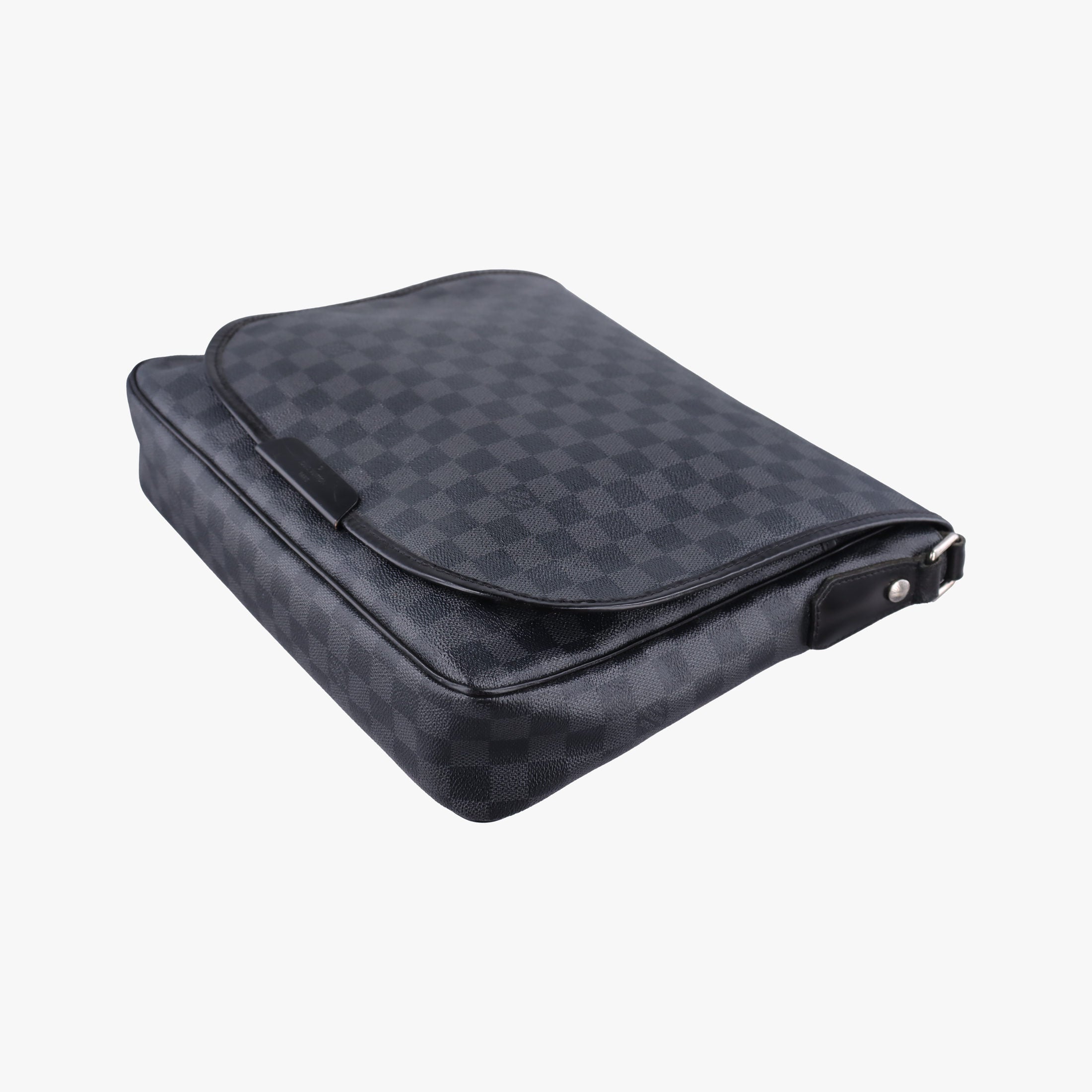 Vintage Louis Vuitton DANIEL MM Noir Damier GRAPHITE N58029 shoulderbag | stylenewstar