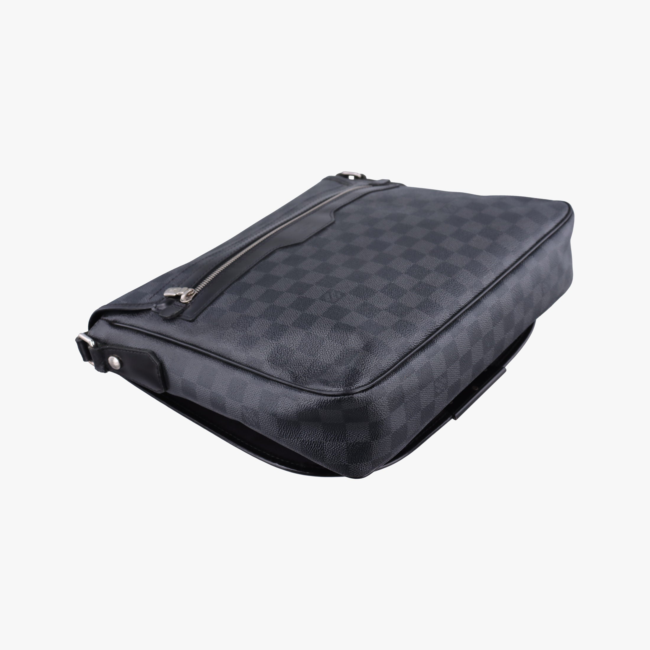 Vintage Louis Vuitton DANIEL MM Noir Damier GRAPHITE N58029 shoulderbag | stylenewstar