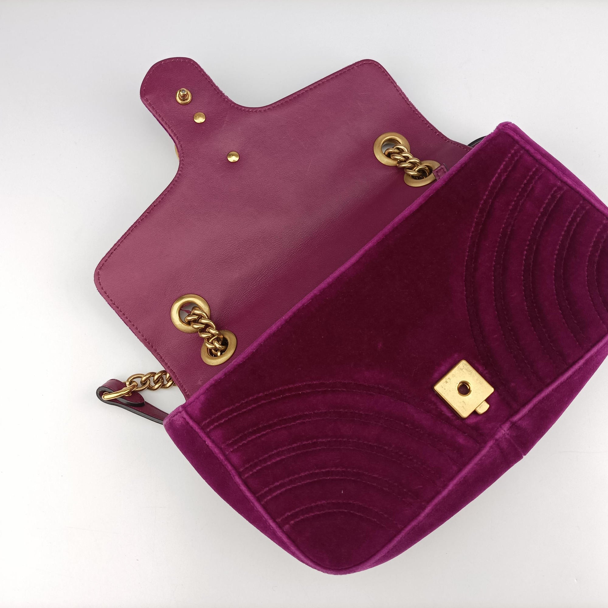Pre-owned Gucci GG Marmont Purple velour 448497 shoulderbag | stylenewstar
