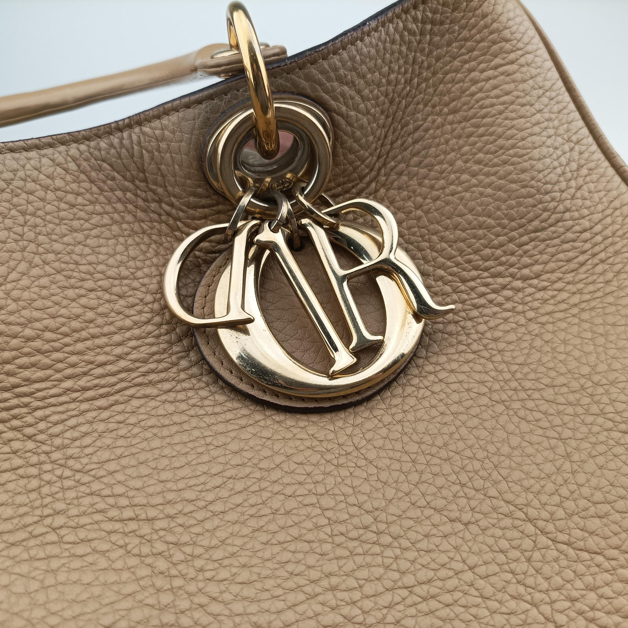 Pre-owned Christian Dior Diorissimo Beige Leather  shoulderbag | stylenewstar
