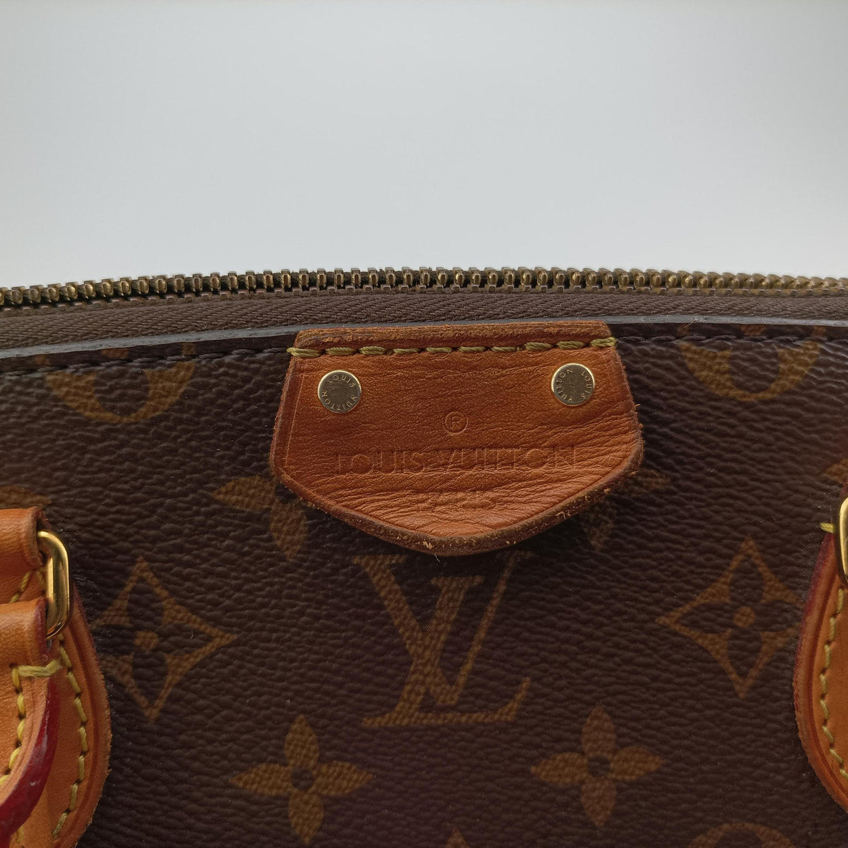 Secondhand Louis Vuitton TURENNE PM Brown Monogram Canvas M48813 shoulderbag | stylenewstar