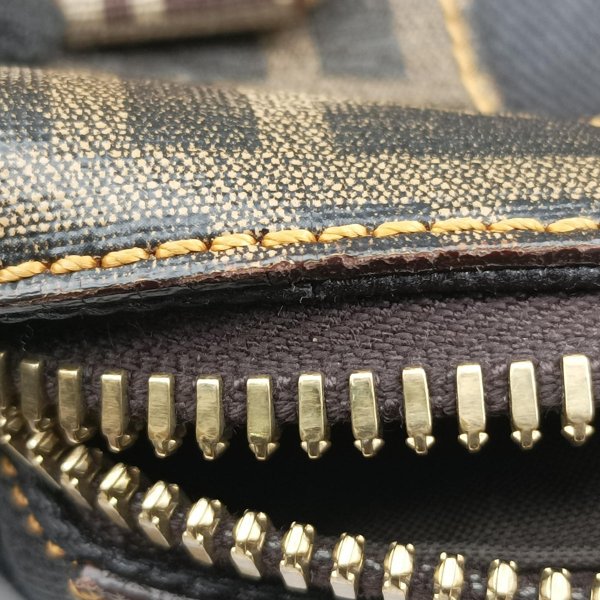 Pre-owned Fendi Zucca Zucchino Mixed Balck x Brown PVC coated canvas 8BL095 handbag | stylenewstar