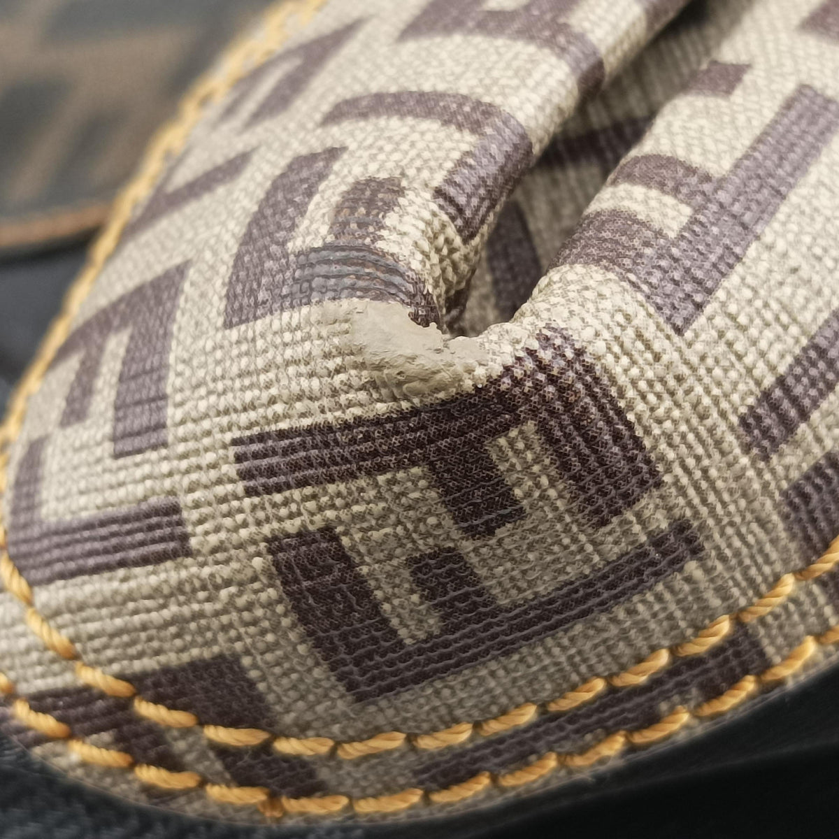 Pre-owned Fendi Zucca Zucchino Mixed Balck x Brown PVC coated canvas 8BL095 handbag | stylenewstar