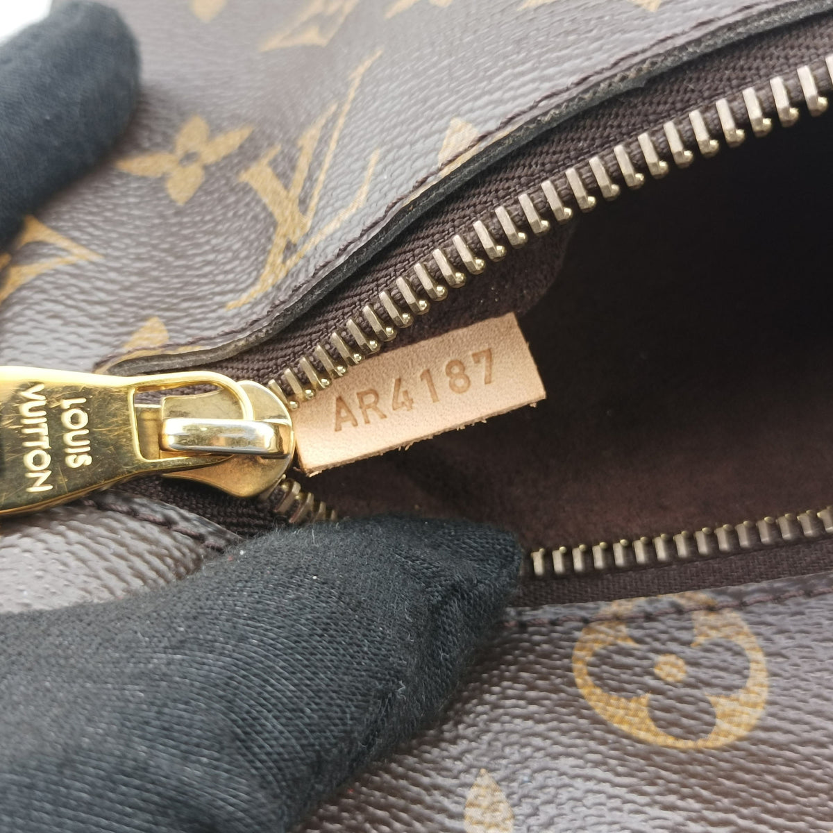 Pre-owned Louis Vuitton Pochette Metis MM Brown Monogram Canvas M44875 shoulderbag | stylenewstar