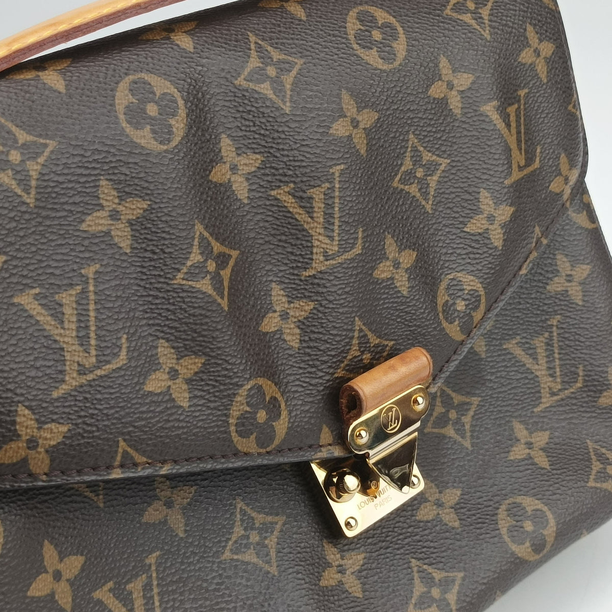 Pre-owned Louis Vuitton Pochette Metis MM Brown Monogram Canvas M44875 shoulderbag | stylenewstar